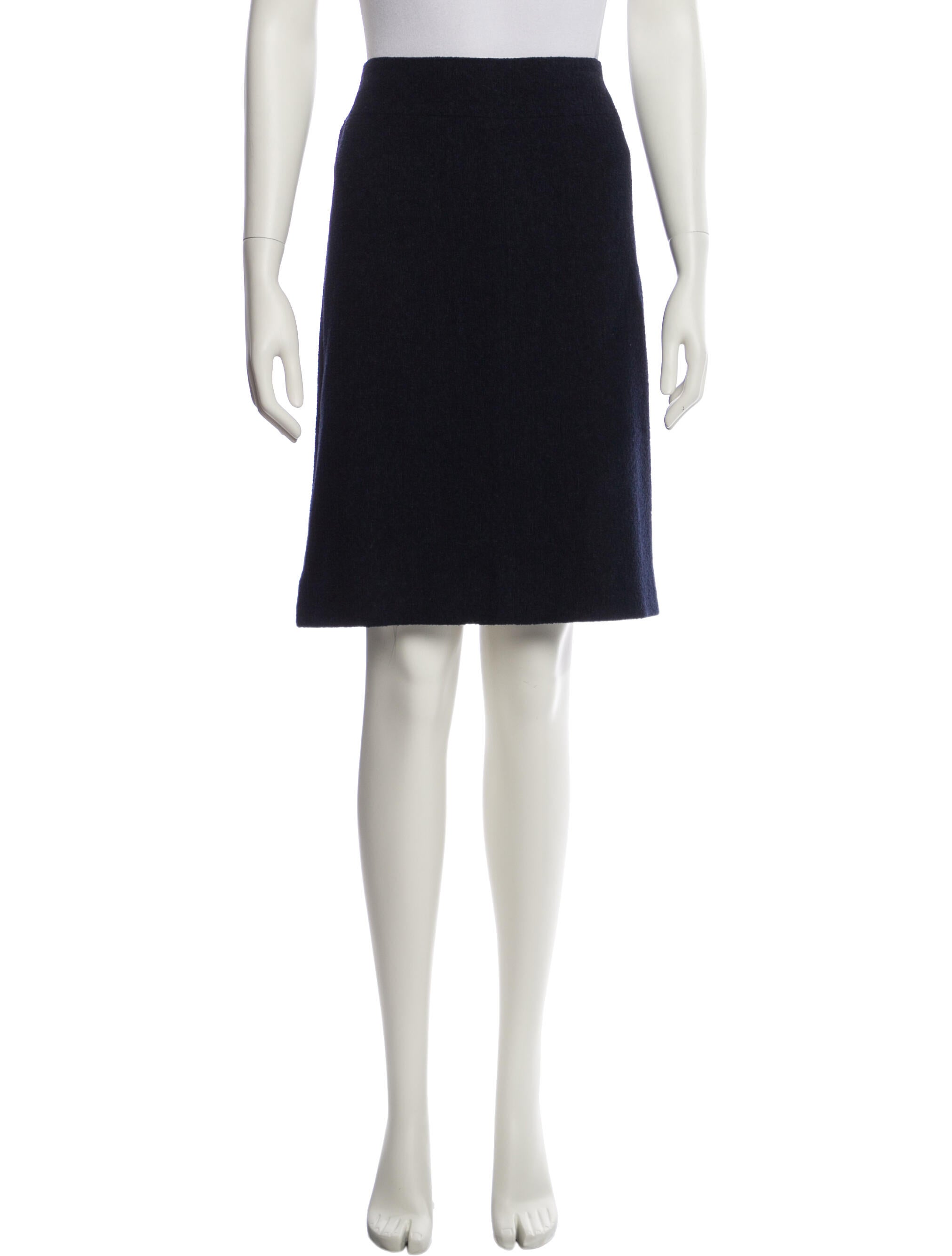 Chanel Vintage Knee-Length Skirt