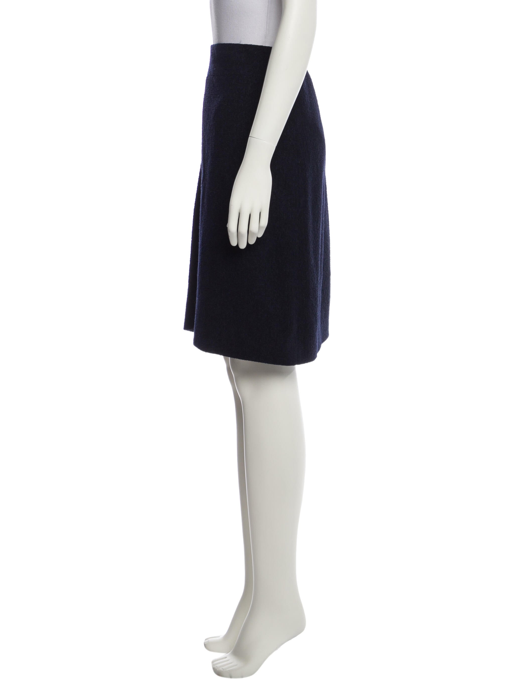 Chanel Vintage Knee-Length Skirt