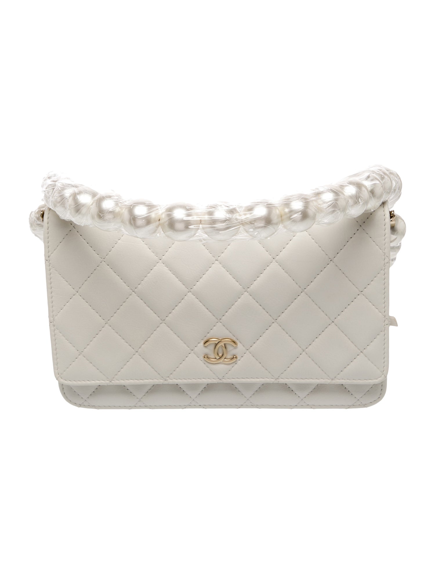 Chanel Maxi Pearls Wallet on Chain