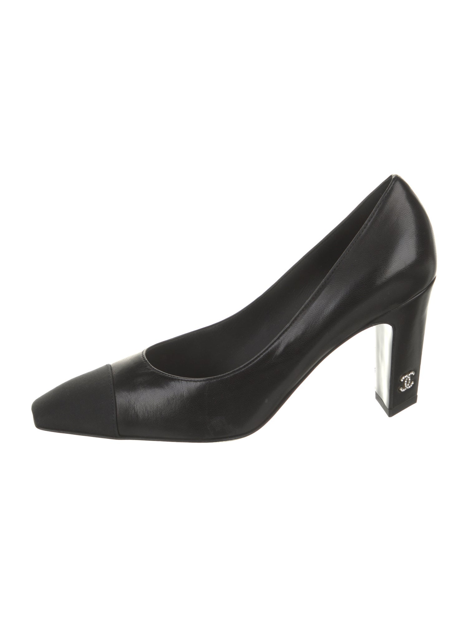 Chanel 2024 Interlocking CC Logo Pumps