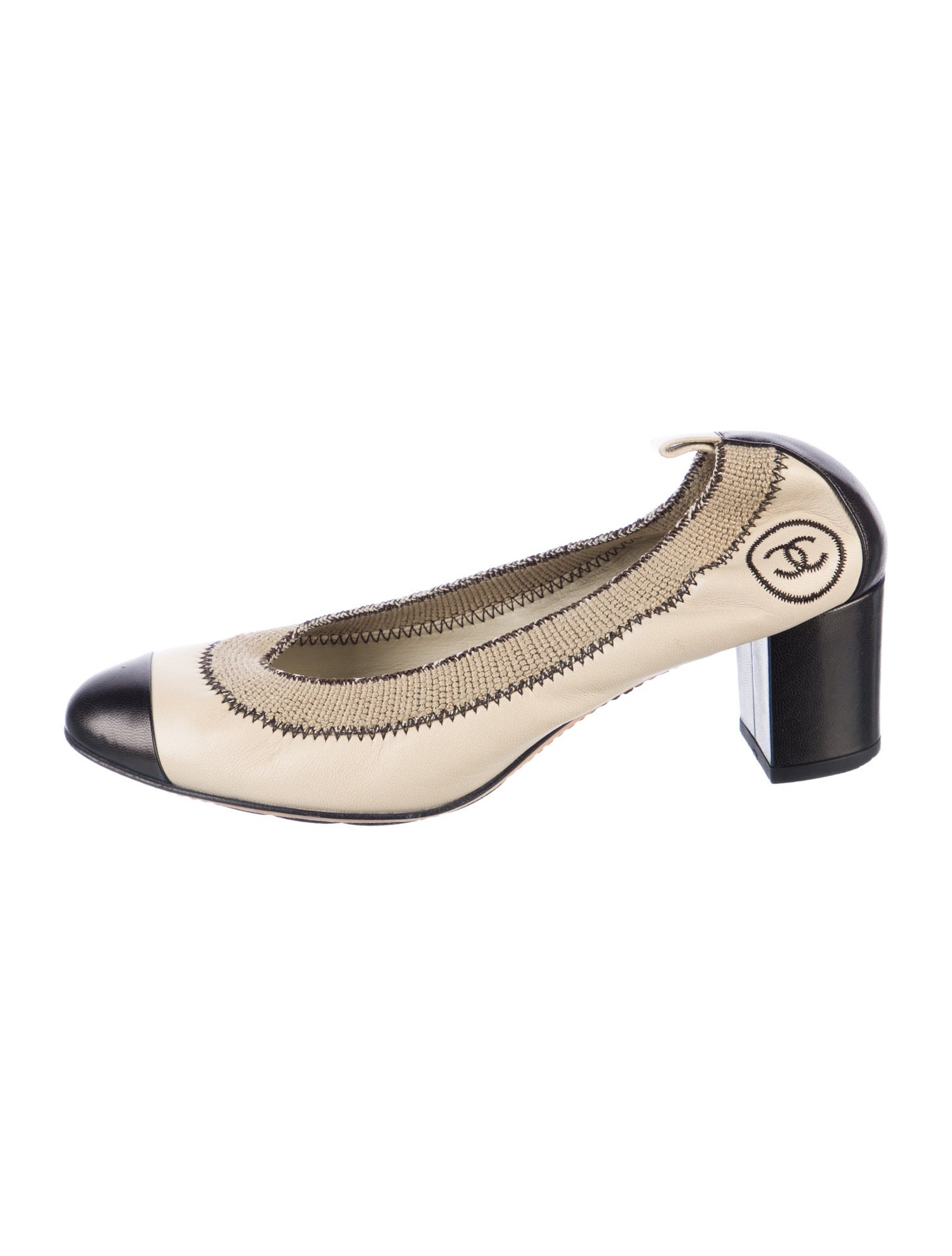 Chanel Vintage 2010 Pumps