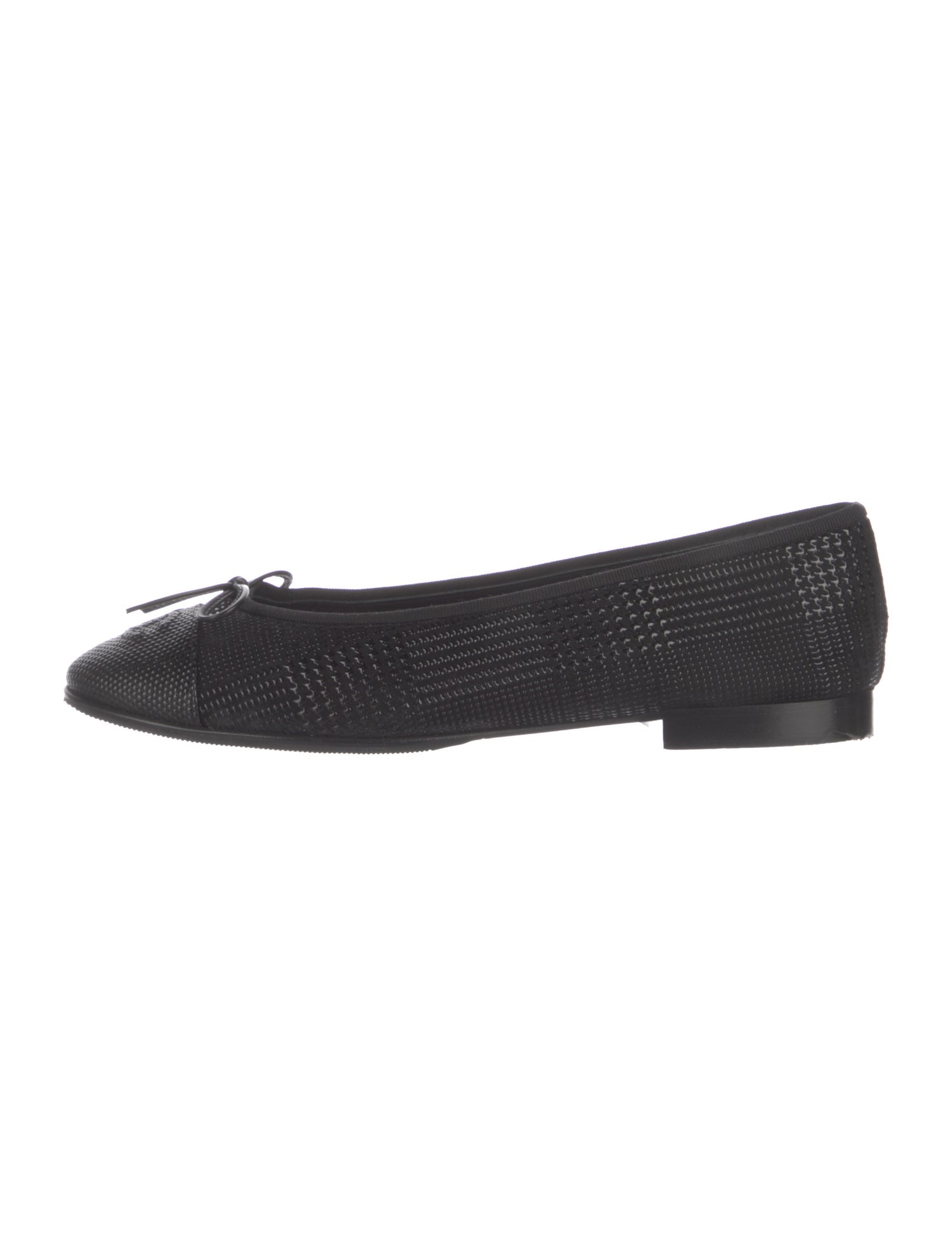 Chanel 2024 Interlocking CC Logo Ballet Flats