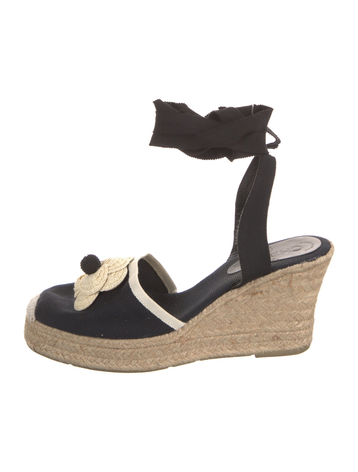 Chanel Vintage 2006 Pumps