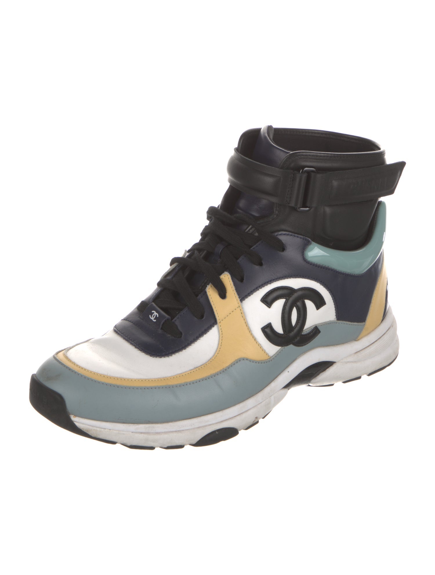 Chanel Interlocking CC Logo Leather Sneakers