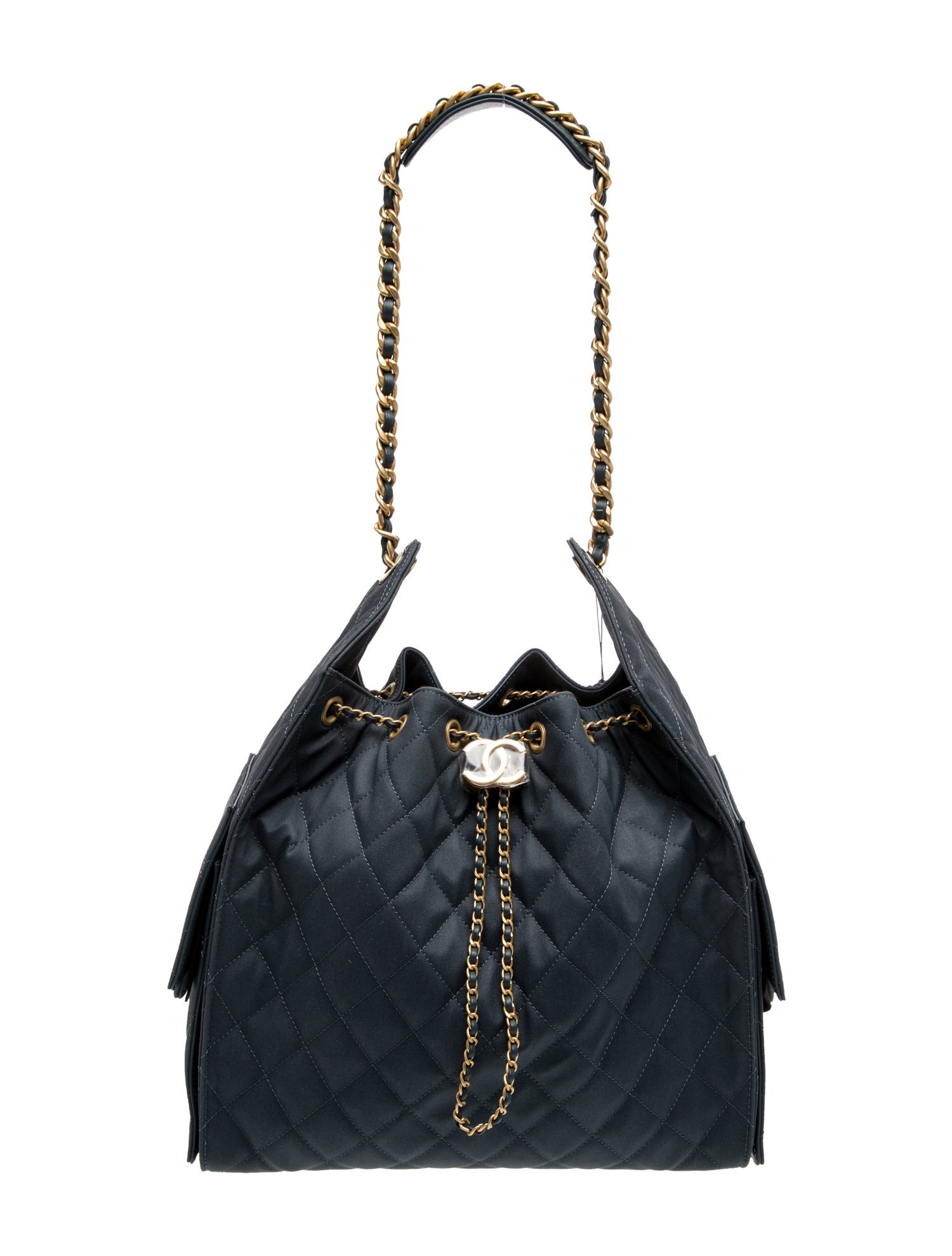 Chanel 2025 Canvas Medium 25