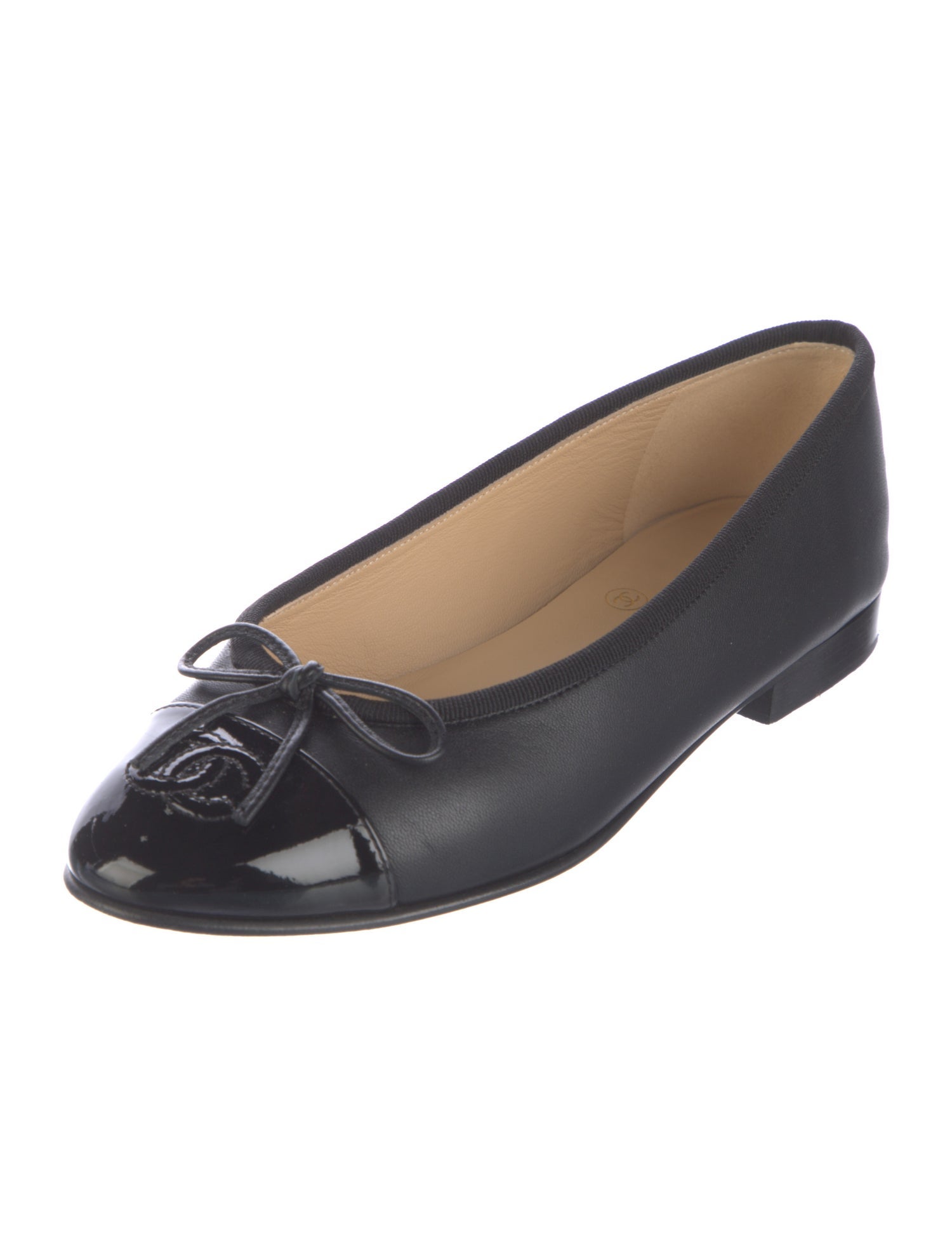 Chanel Interlocking CC Logo Leather Ballet Flats