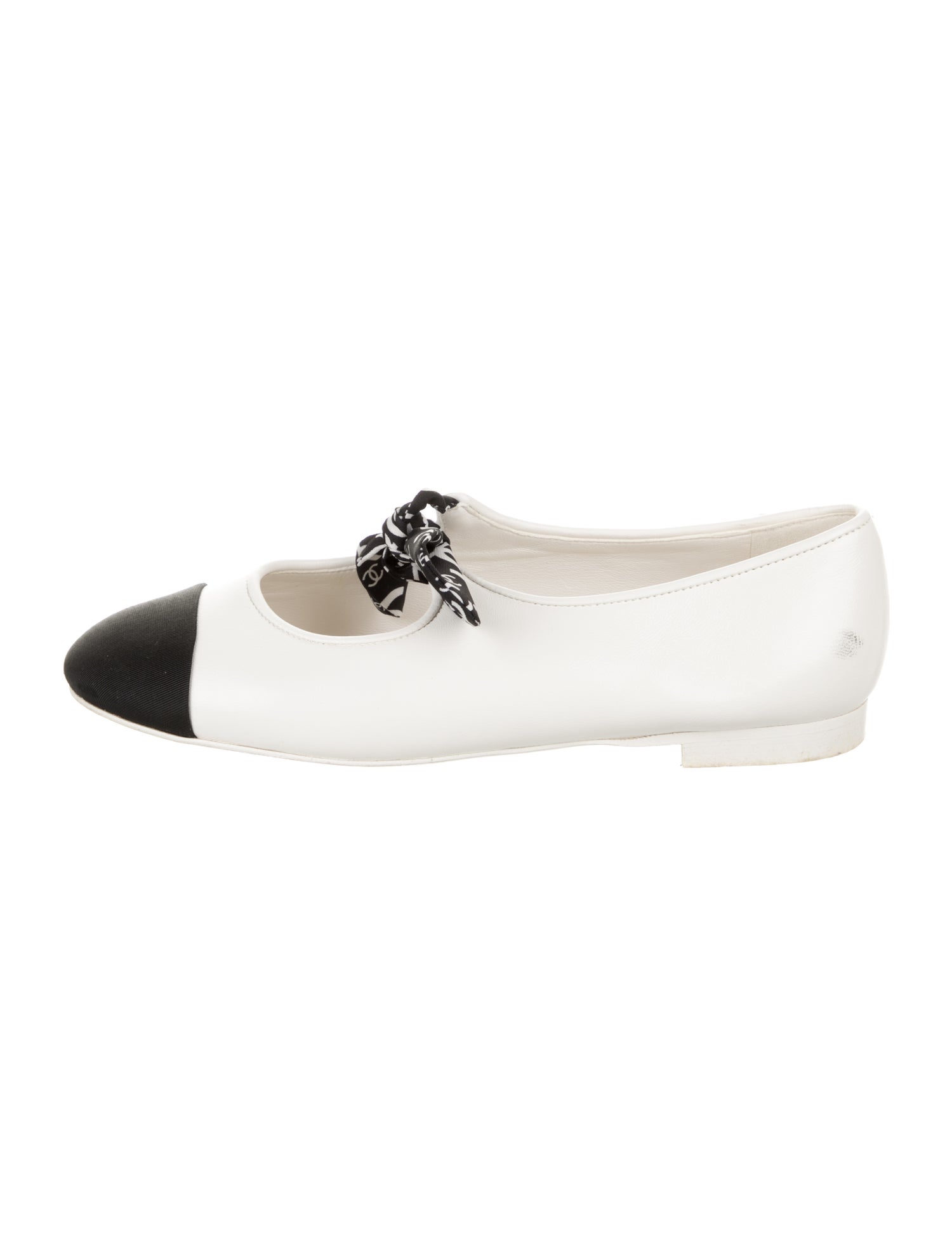 Chanel 2025 Interlocking CC Logo Mary Jane Flats