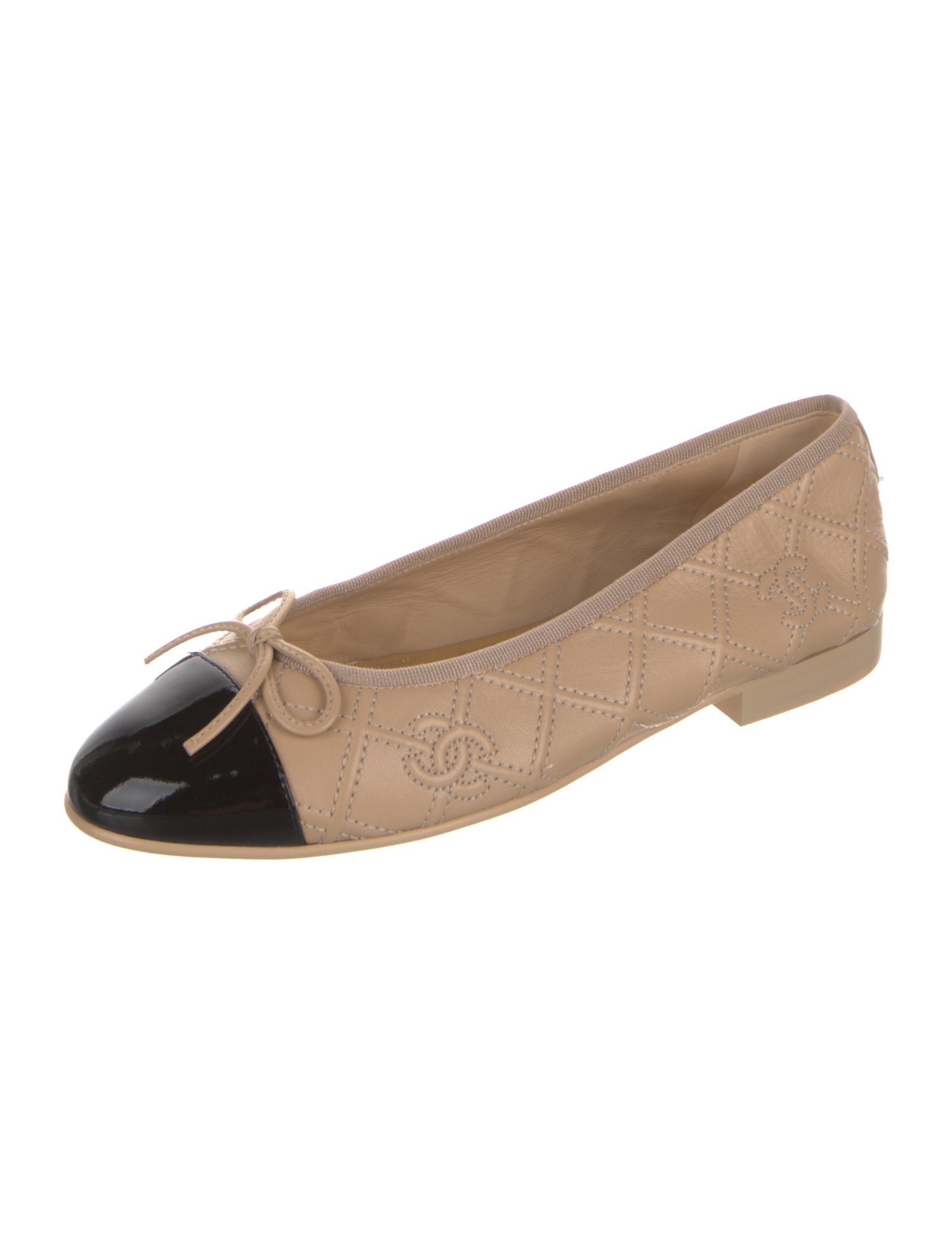 Chanel 2023 Interlocking CC Logo Ballet Flats