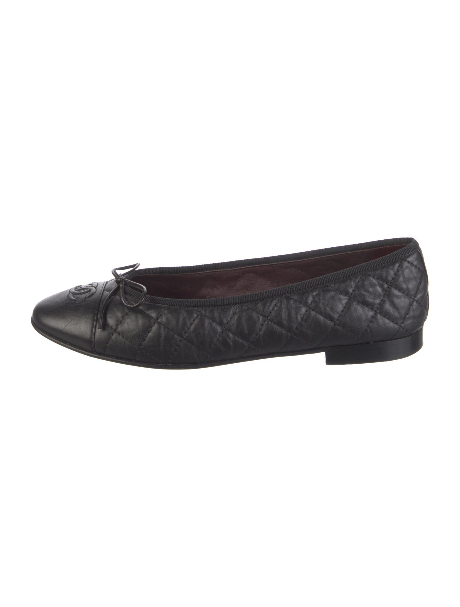 Chanel Interlocking CC Logo Leather Ballet Flats