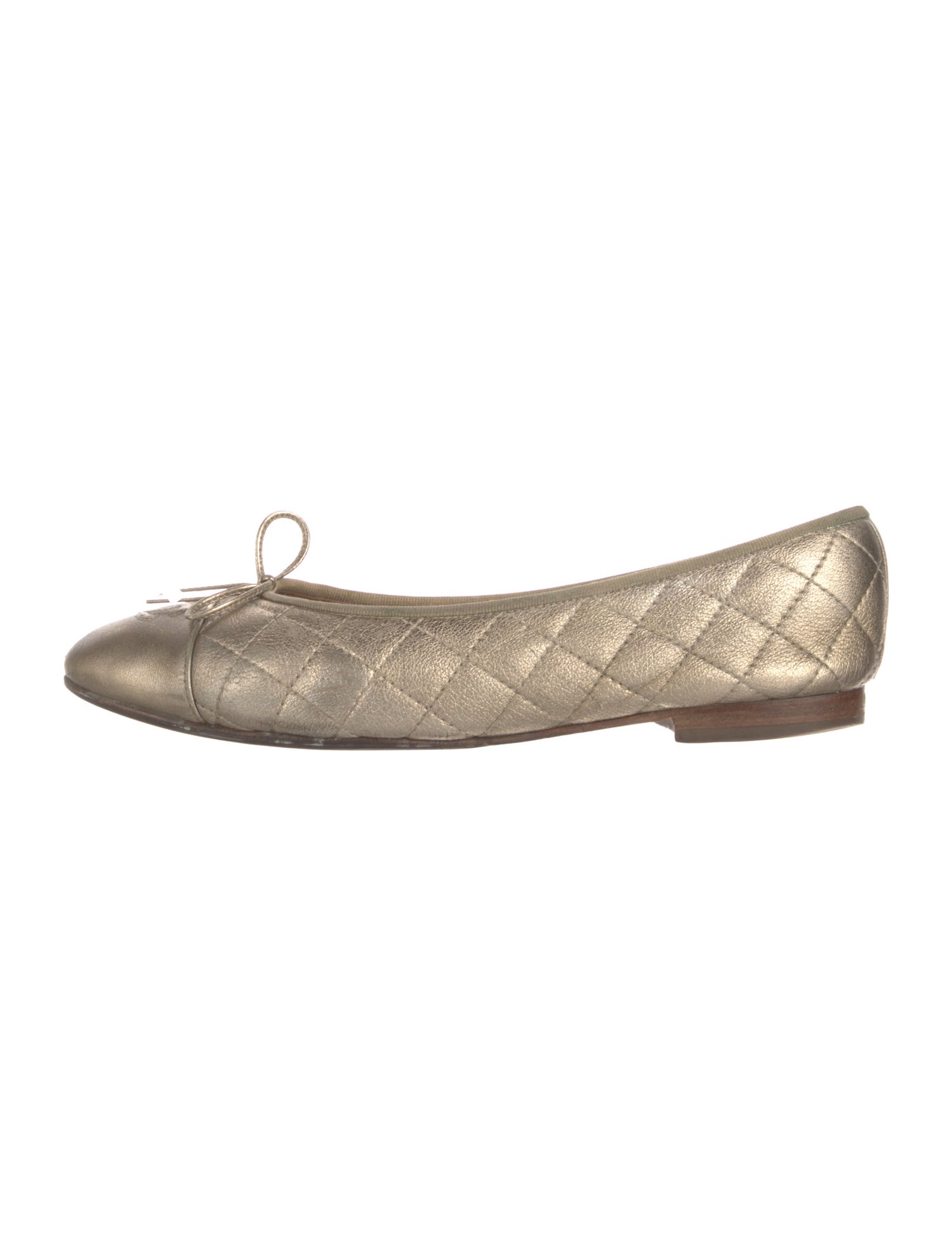 Chanel Interlocking CC Logo Leather Ballet Flats