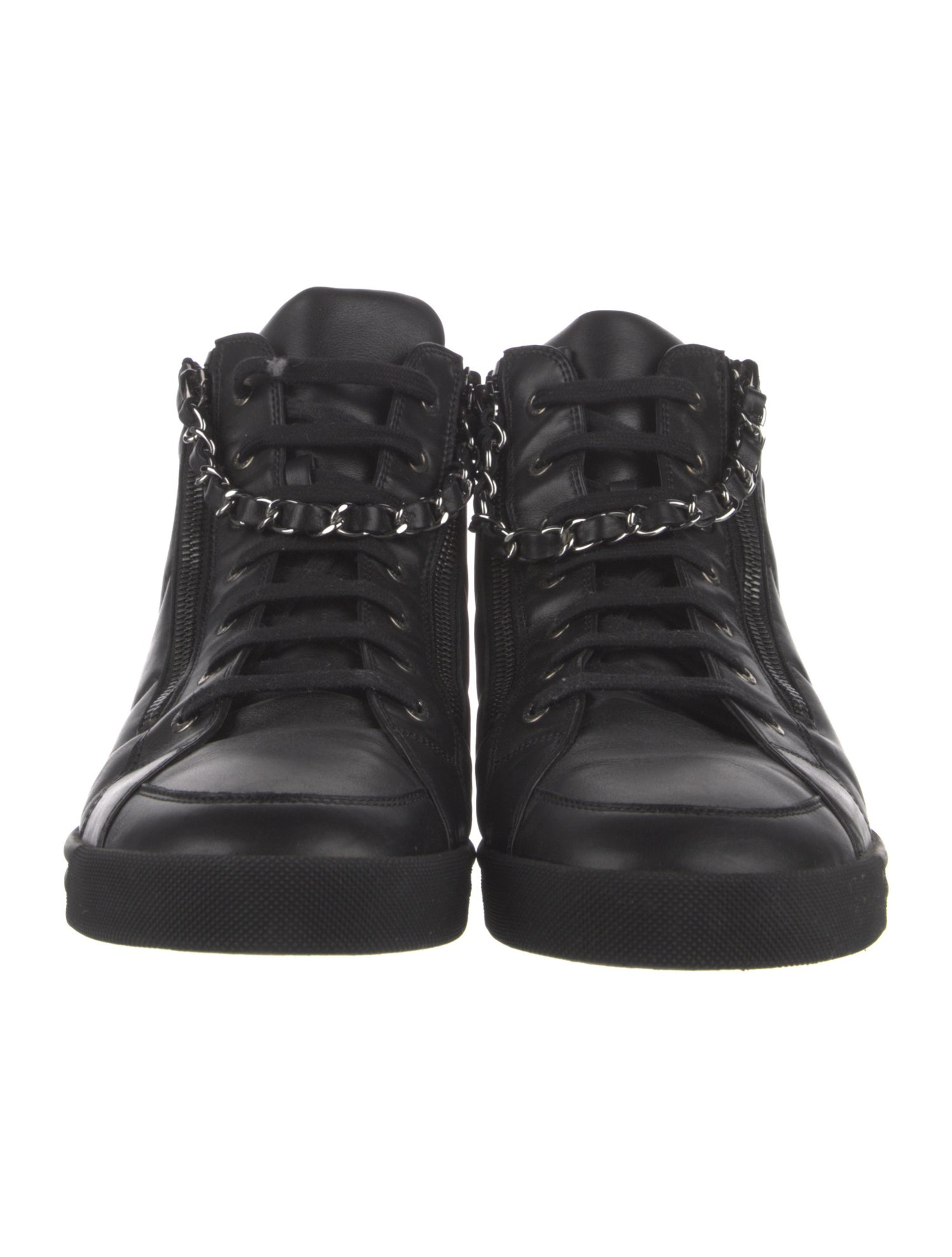 2015 Interlocking CC Logo Sneakers