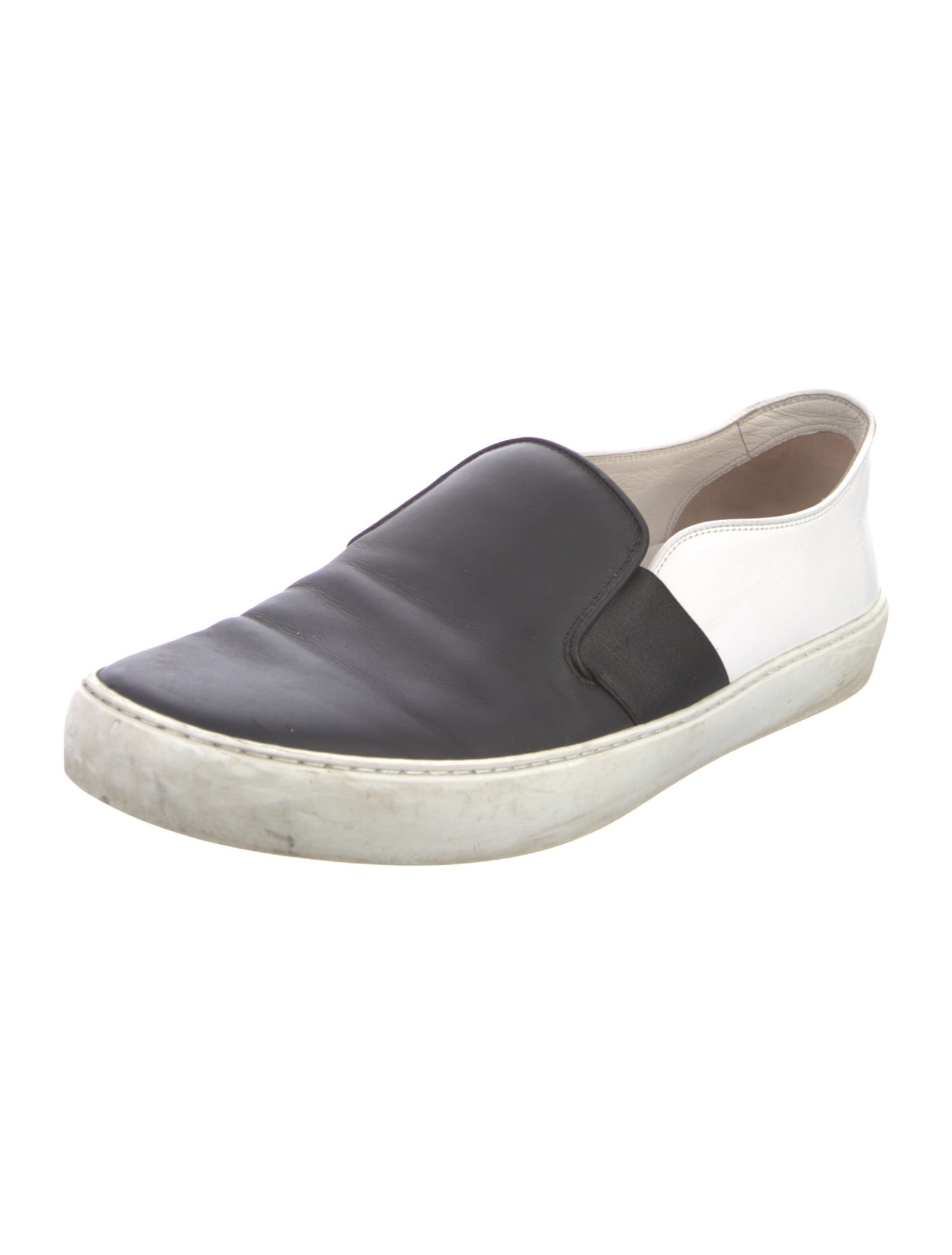 Chanel 2016 Interlocking CC Logo Sneakers