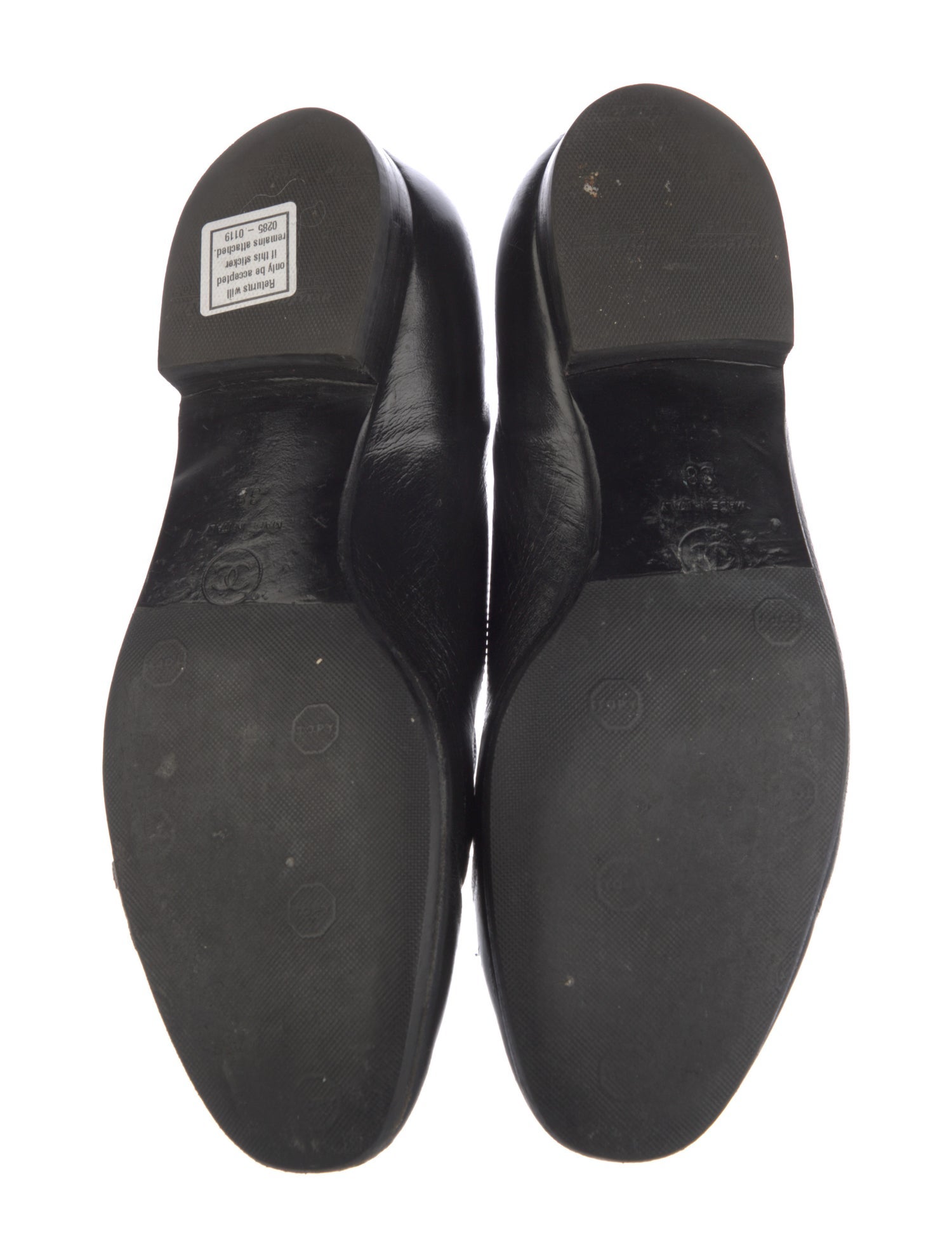 Interlocking CC Logo Leather Loafers