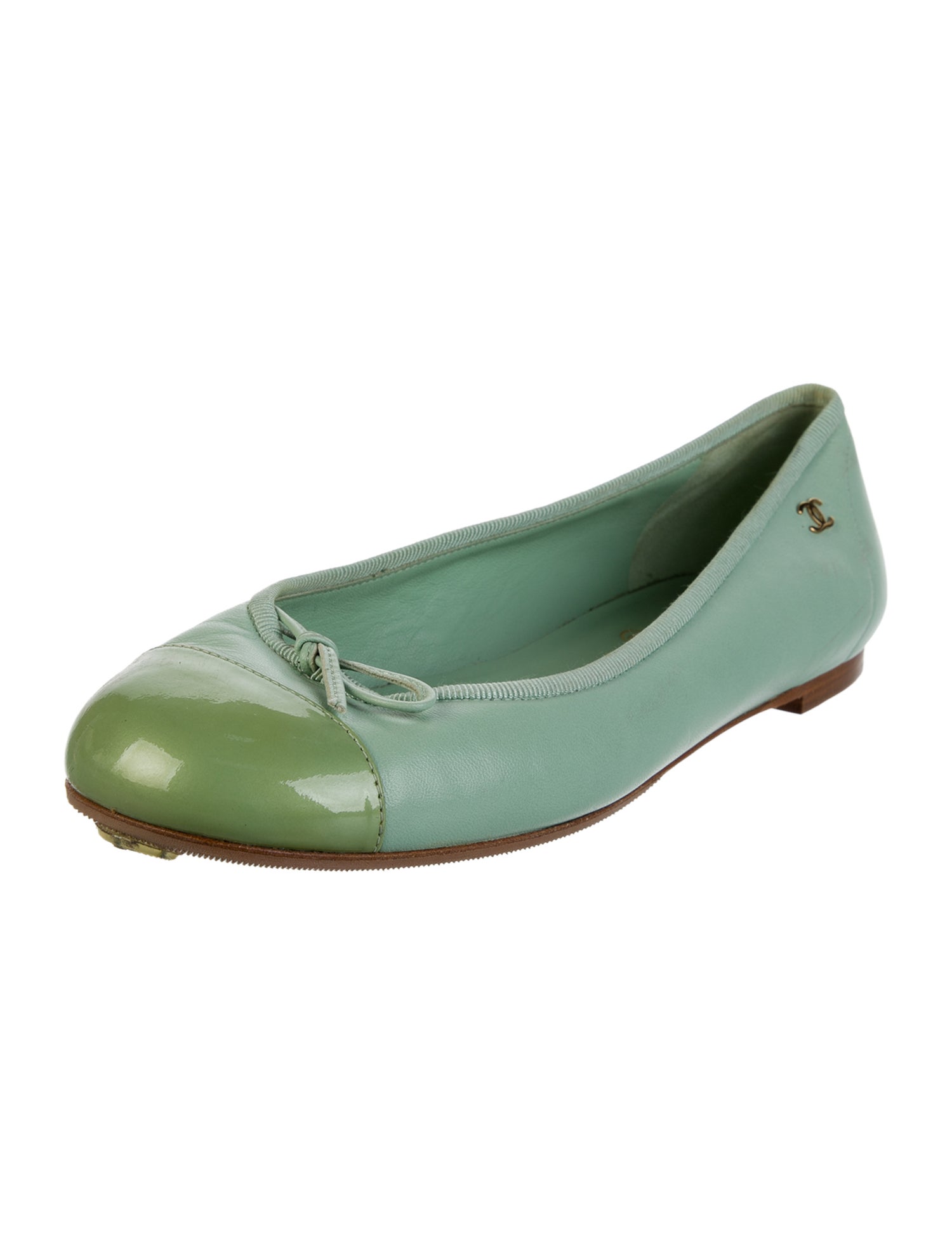 Chanel Interlocking CC Logo Leather Ballet Flats