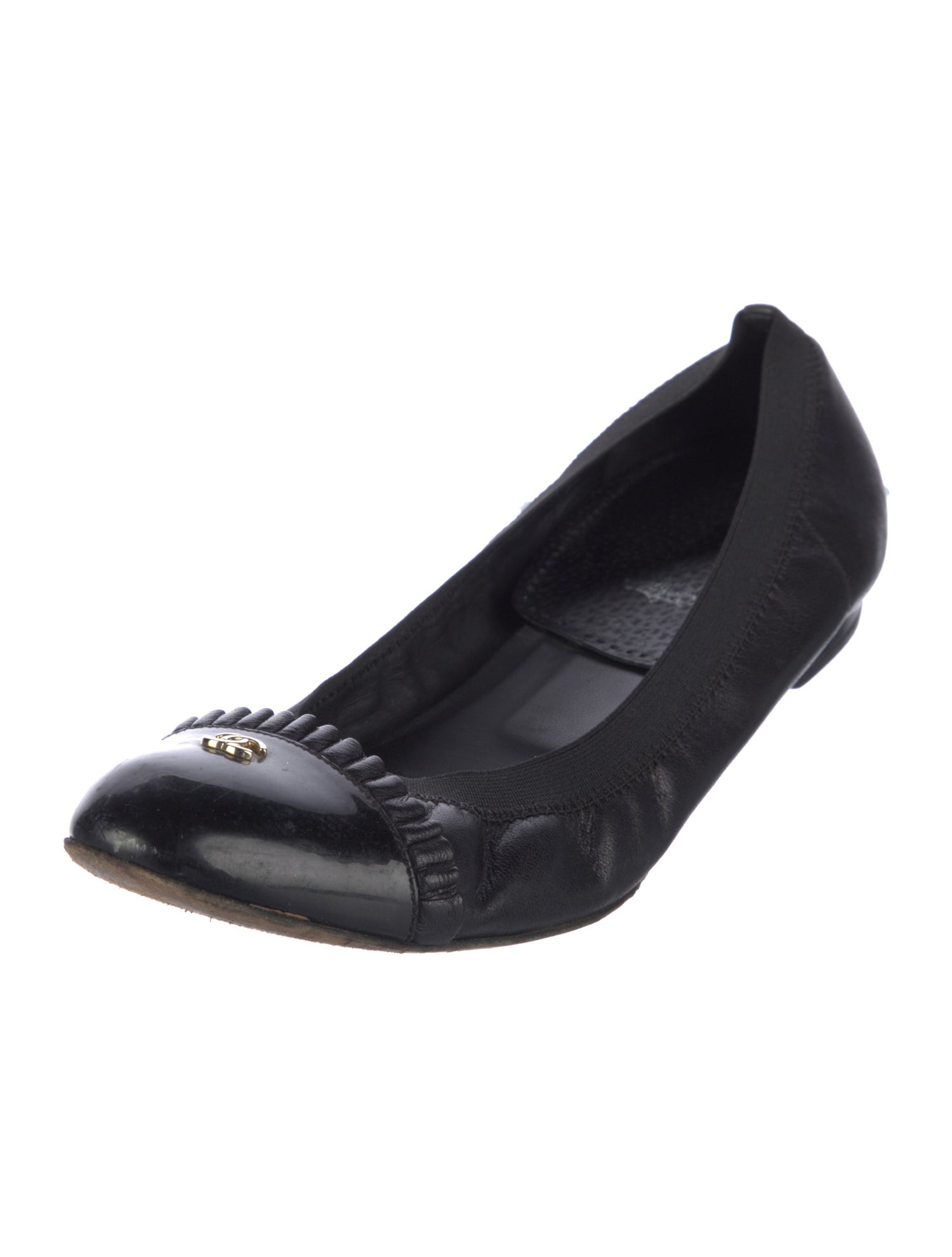 Chanel Interlocking CC Logo Leather Ballet Flats