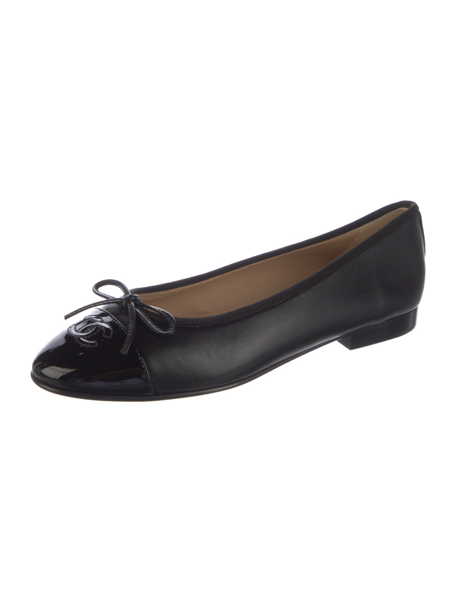 Chanel Interlocking CC Logo Leather Ballet Flats