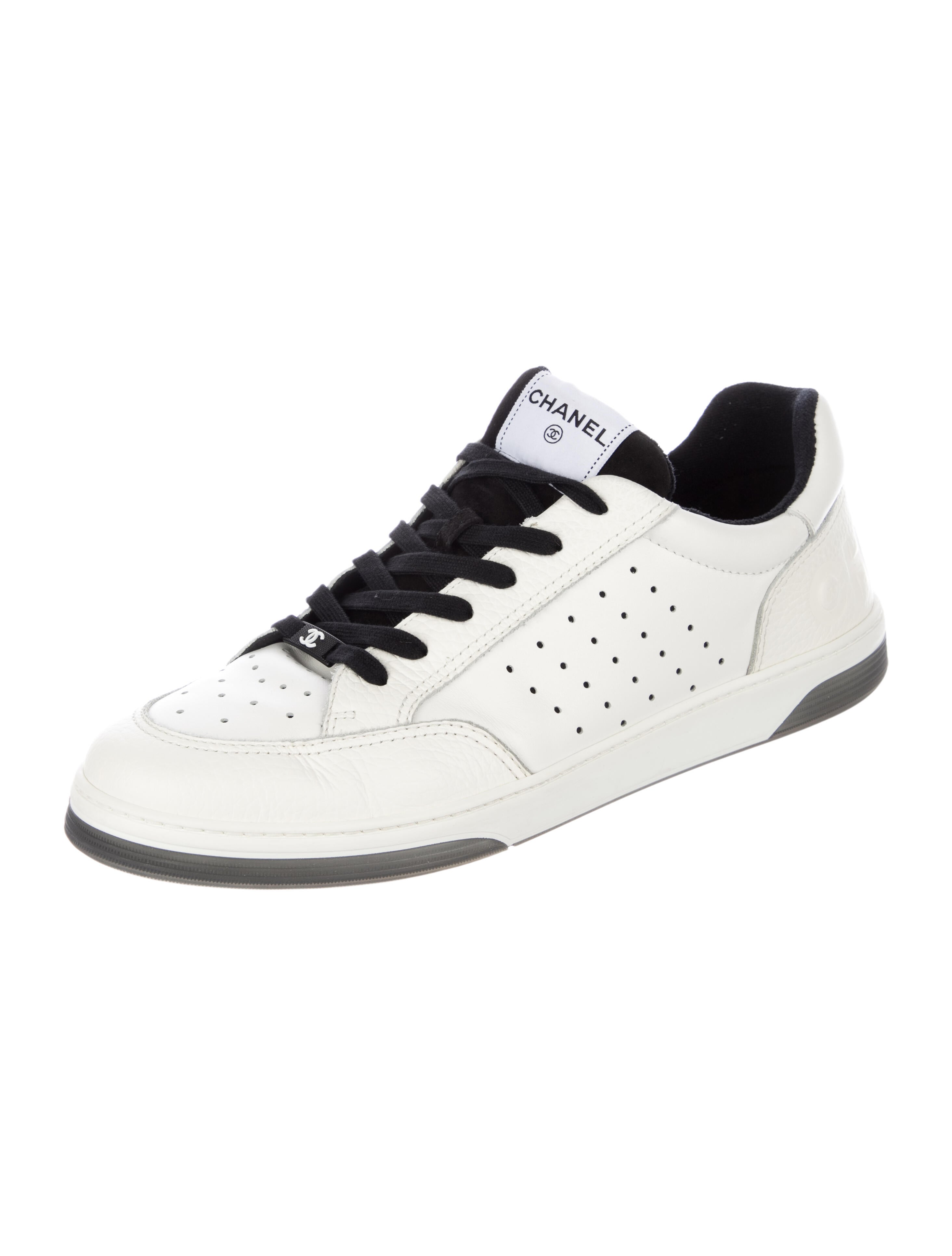 Chanel 2022 Interlocking CC Logo Athletic Sneakers