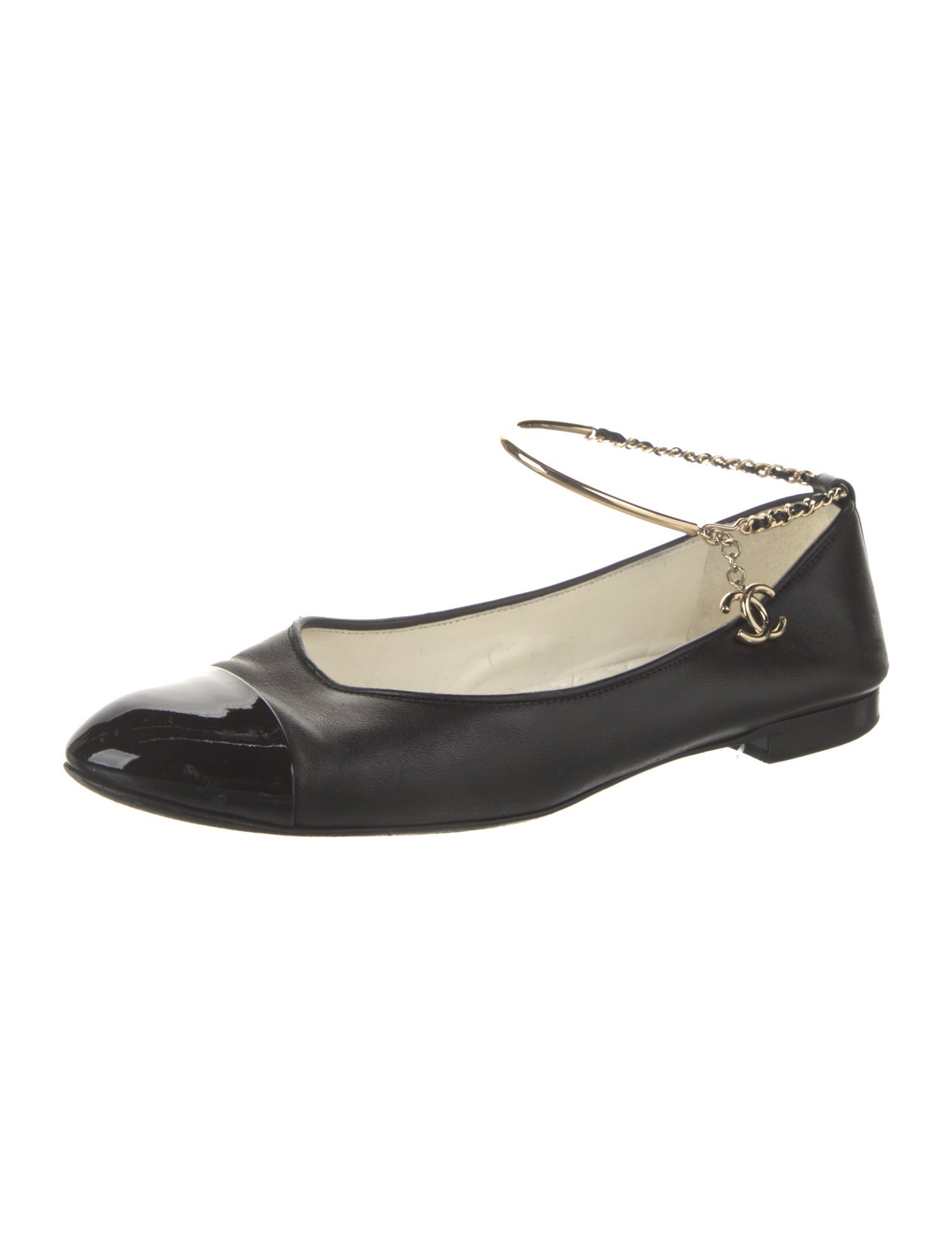 Chanel Interlocking CC Logo Leather Ballet Flats