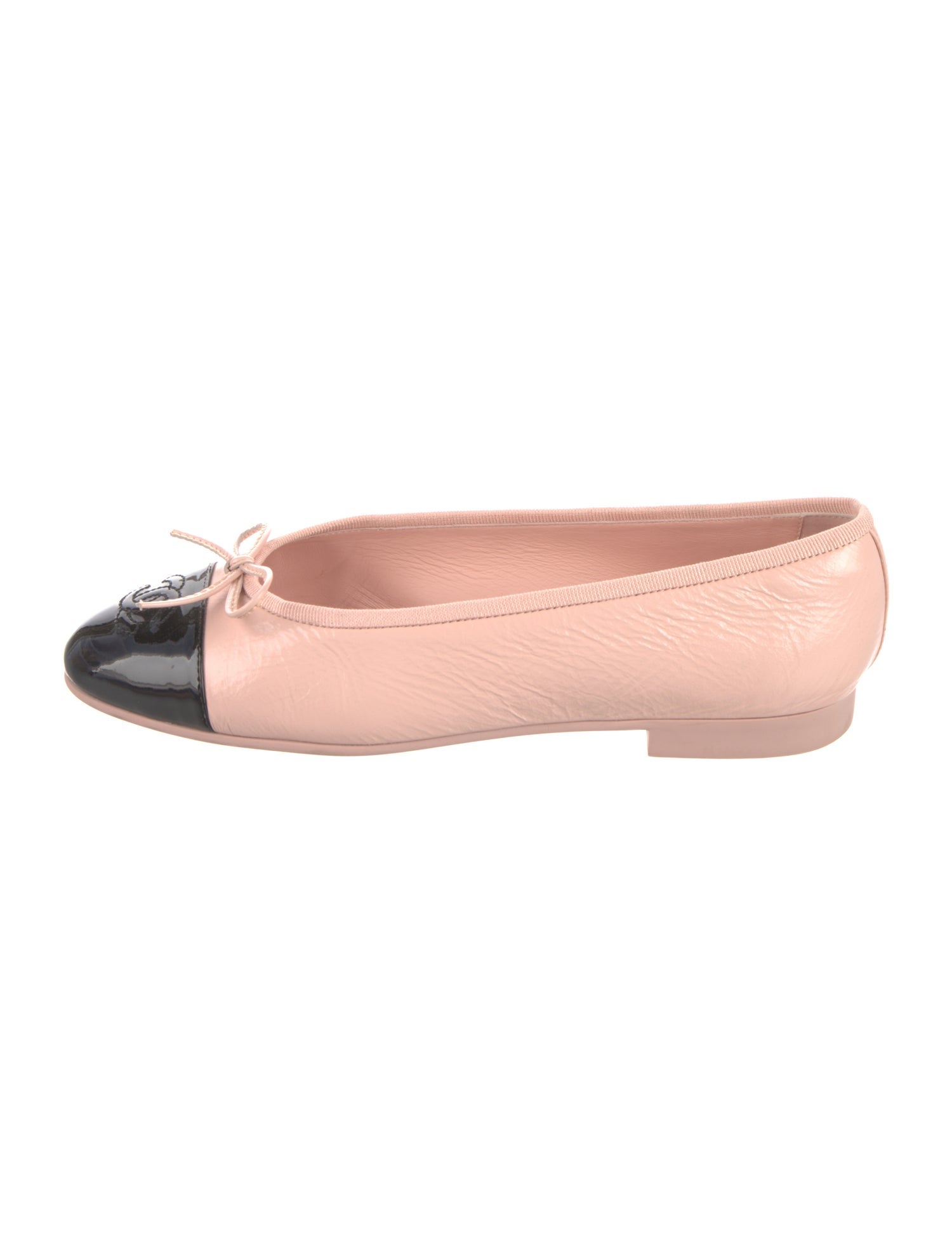 Chanel Interlocking CC Logo Leather Ballet Flats