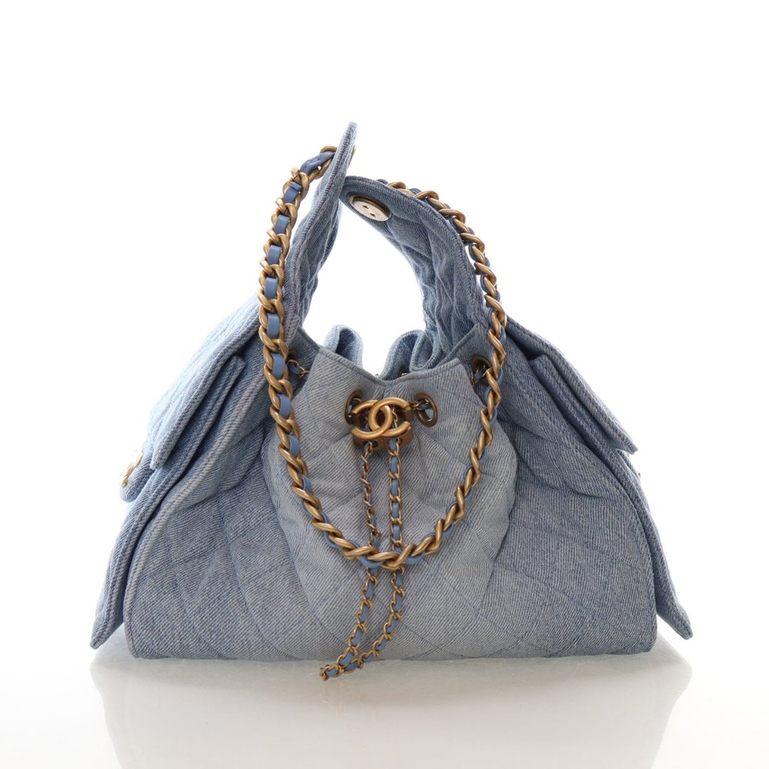 Chanel Interlocking CC 25 Hobo Small 2025