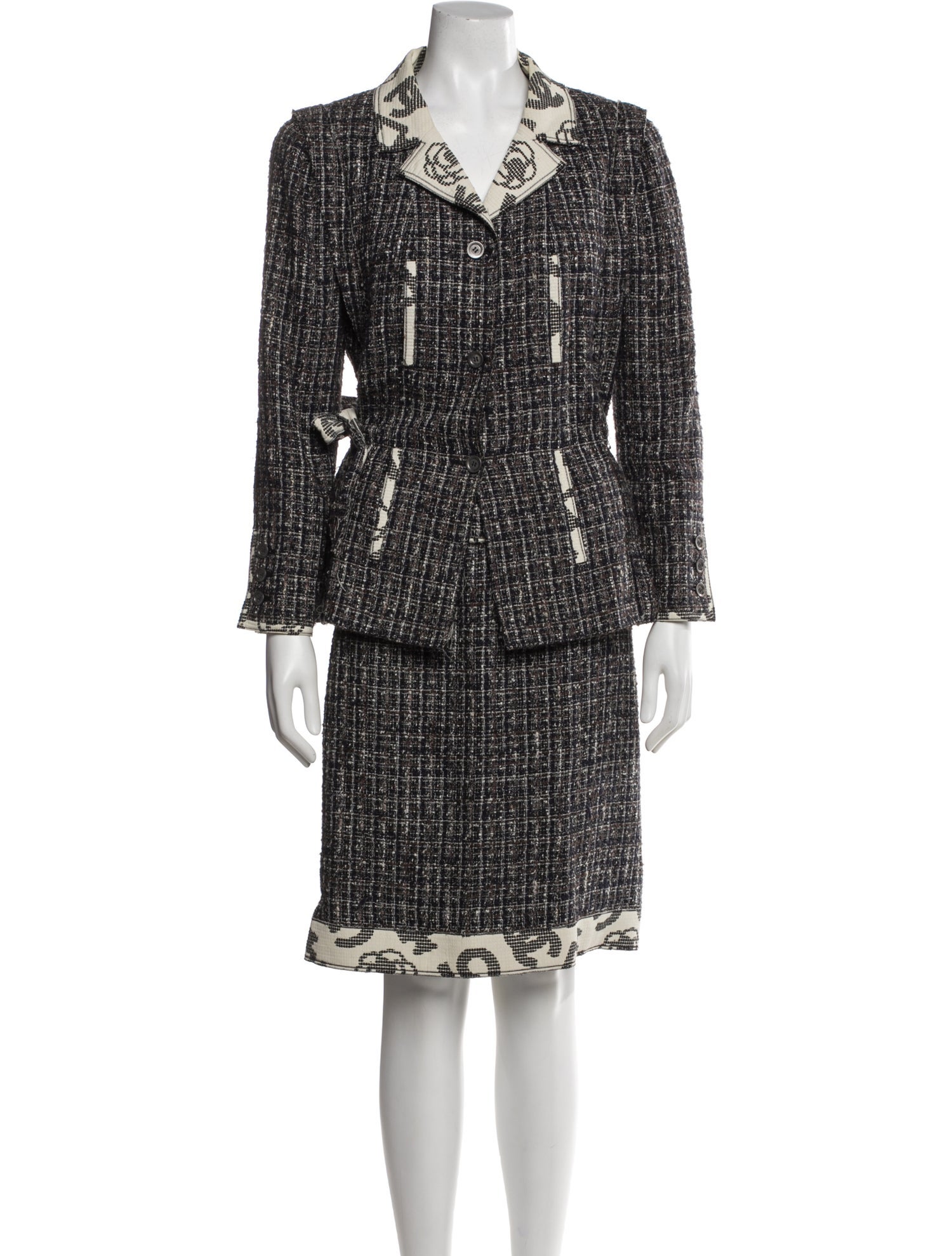 Chanel Vintage 2006 Skirt Suit