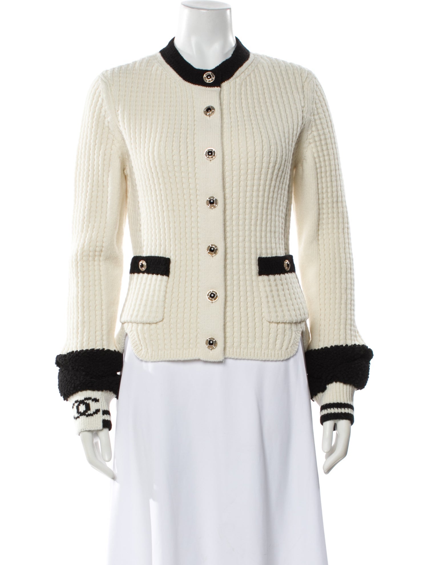 Chanel 2025 Coco Neige Sweater