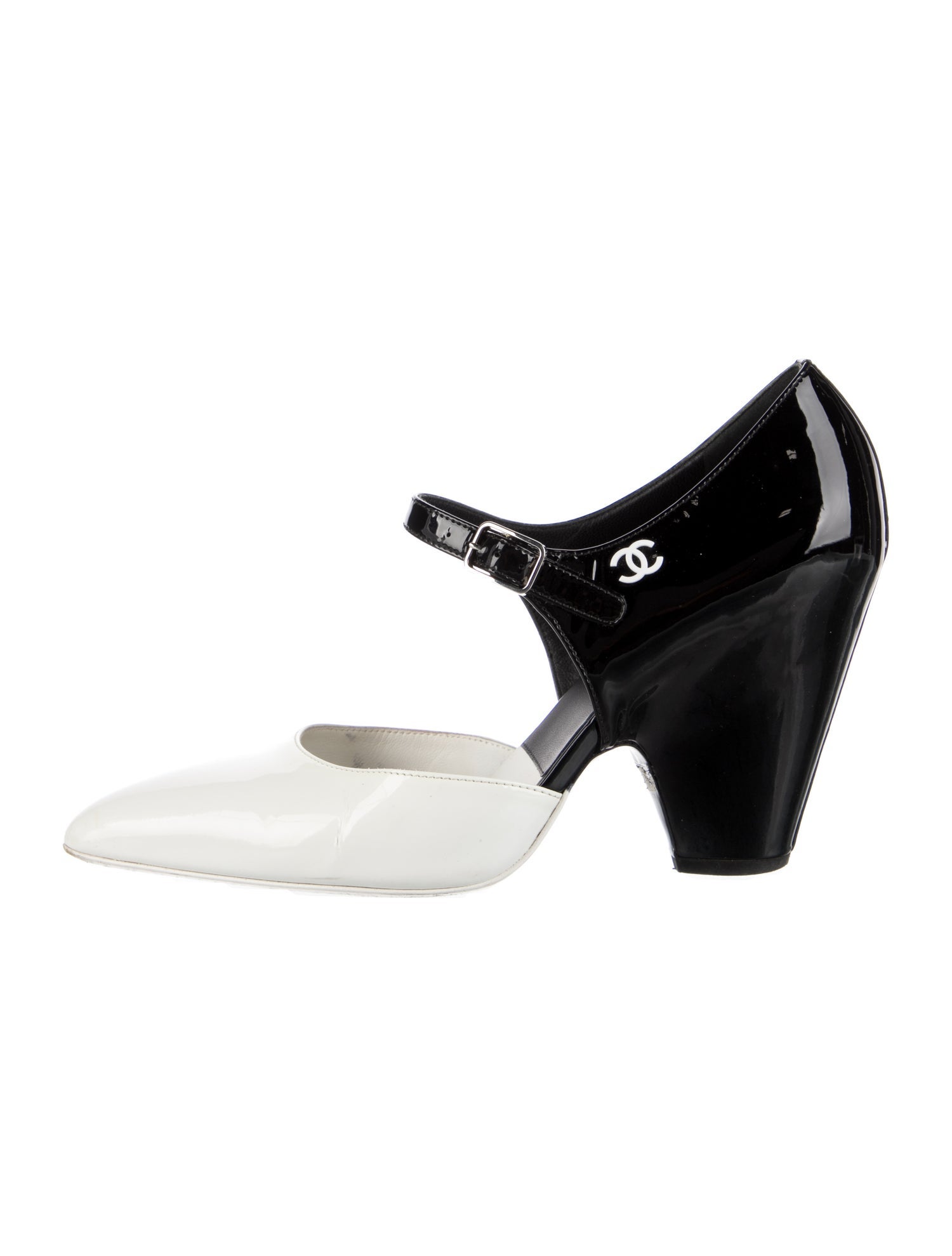 Chanel 2020 Interlocking CC Logo D'Orsay Pumps