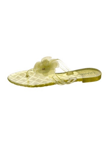Pre-owned Chanel Interlocking Cc Logo Rubber Flip Flops In Yellow