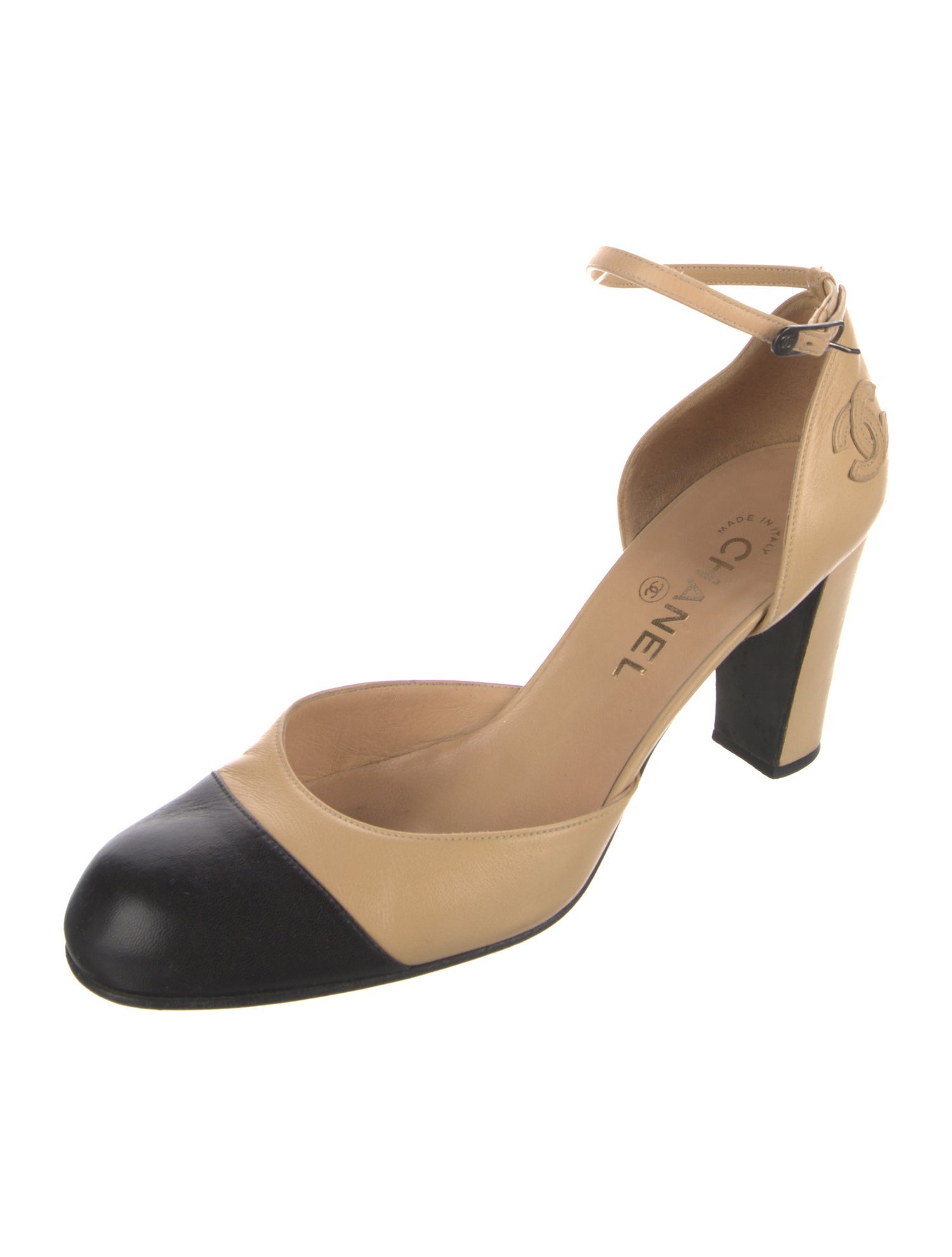 Chanel Interlocking CC Logo Leather D'Orsay Pumps