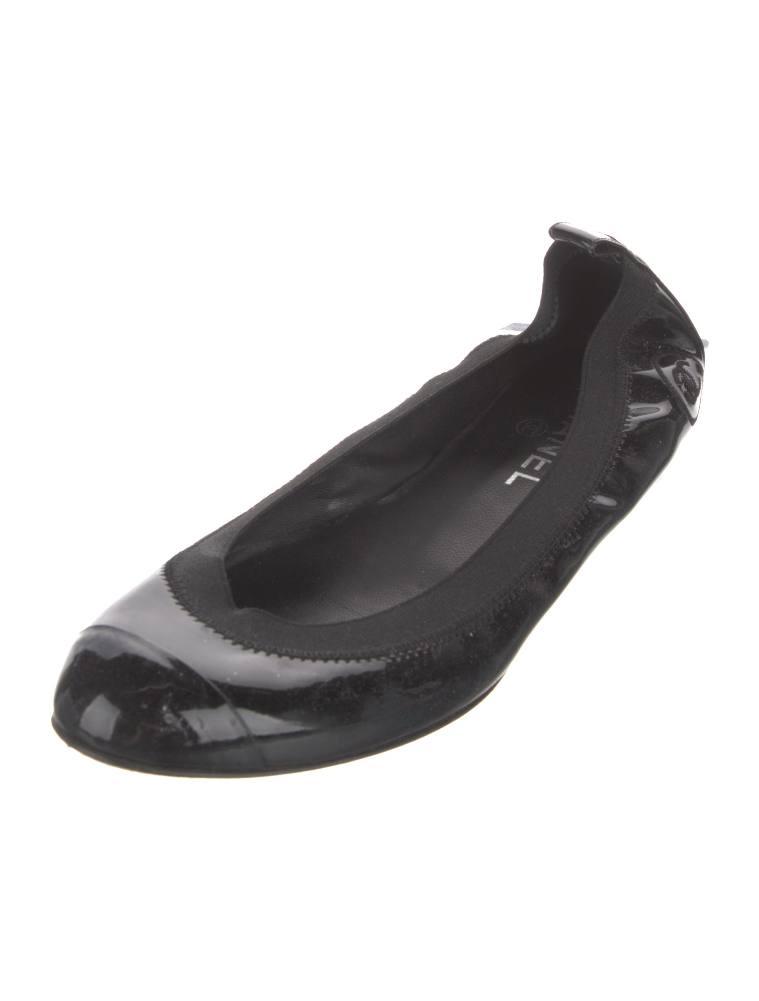 Chanel Interlocking CC Logo Patent Leather Ballet Flats