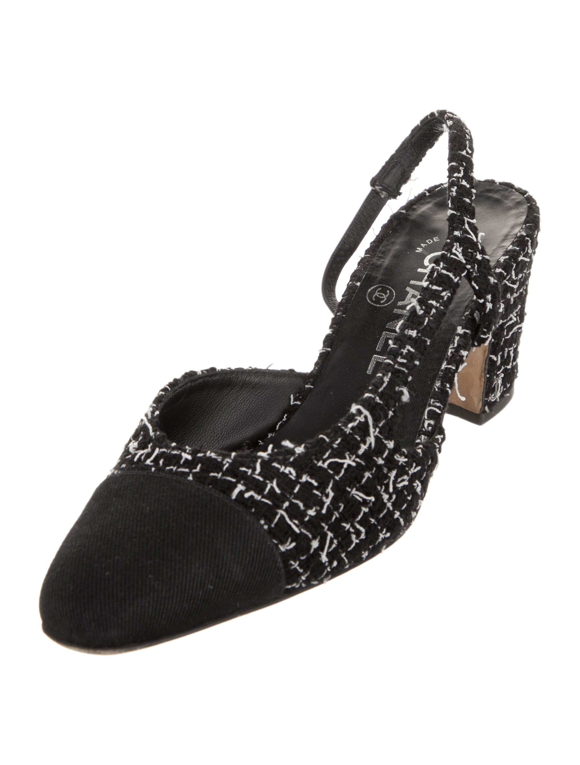 Chanel Interlocking CC Logo Tweed Slingback Pumps