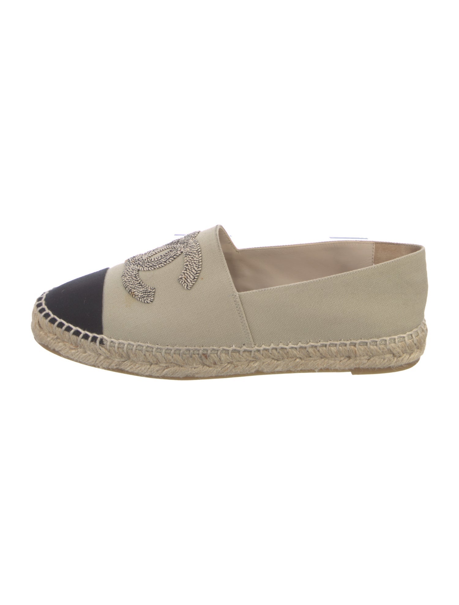 Chanel 2020 Interlocking CC Logo Espadrilles