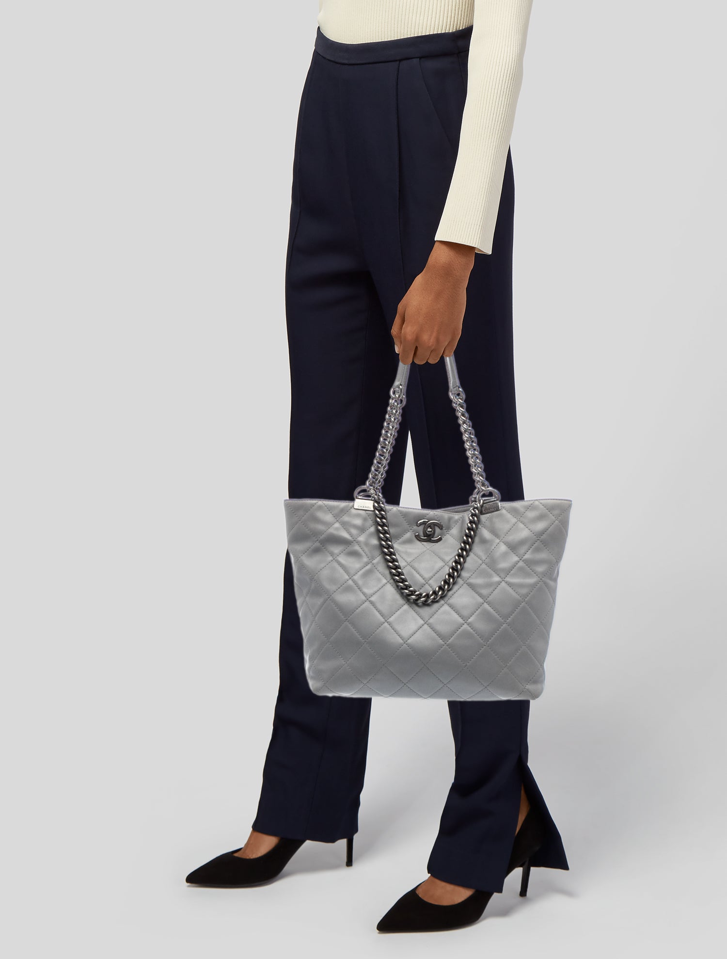 Chanel Shopping In Chains Tote