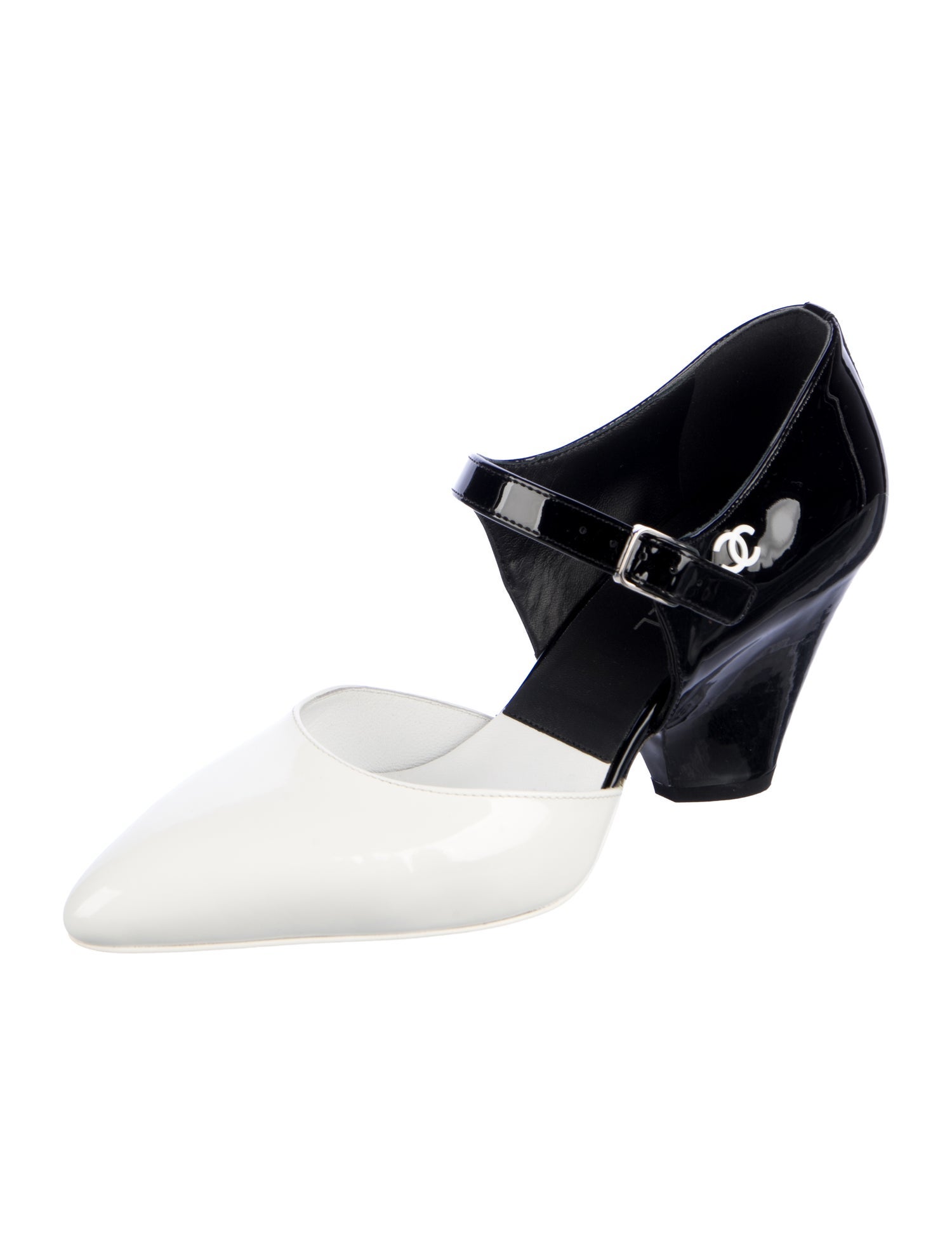 Chanel 2020 Interlocking CC Logo D'Orsay Pumps