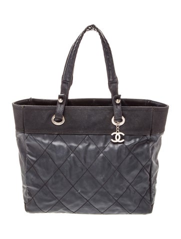 Pre-owned Chanel Paris-biarritz Tote In Black