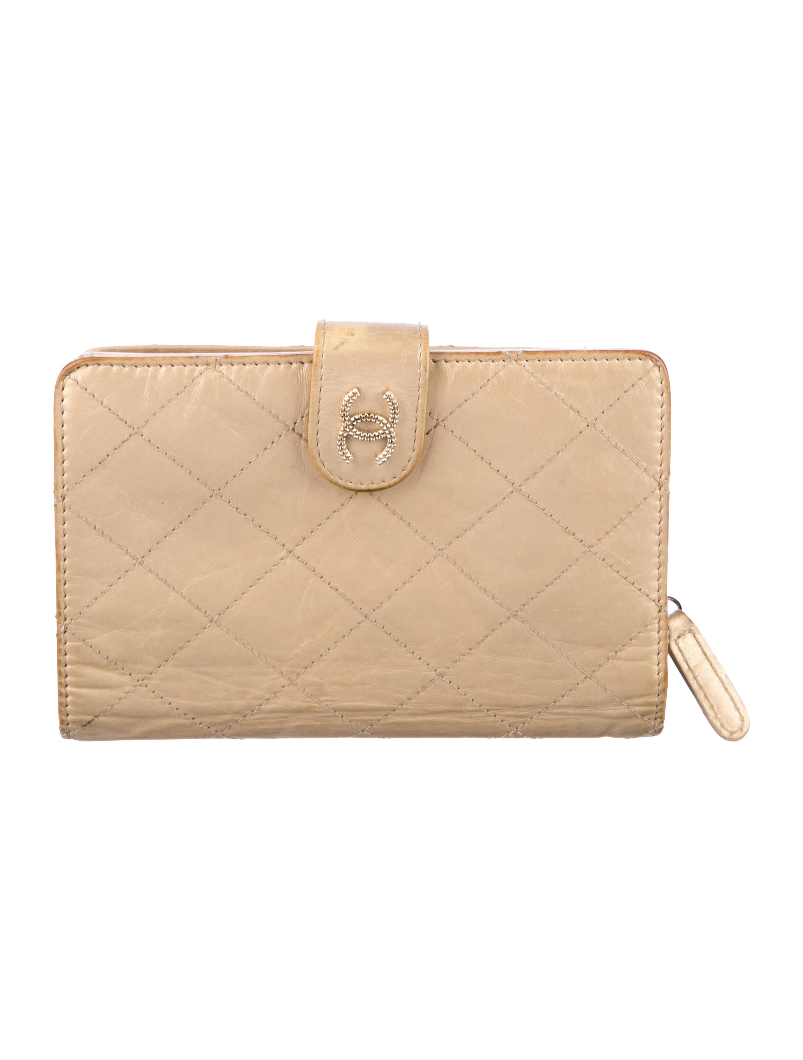 Chanel 2011-2012 Interlocking CC Logo French Purse