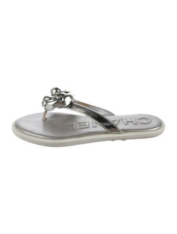 Pre-owned Chanel 2016 Interlocking Cc Logo Flip Flops