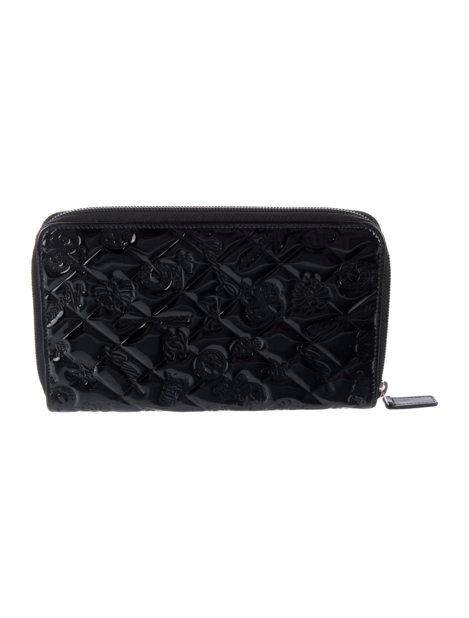 Chanel Precious Symbols Interlocking CC Logo Wallet