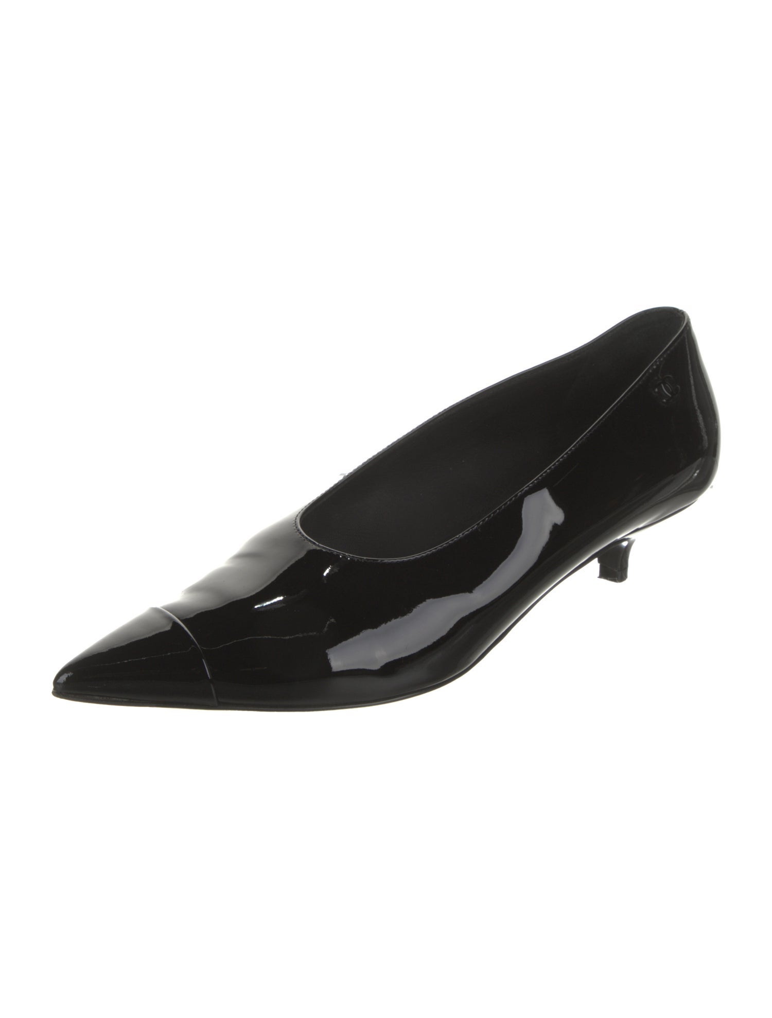 Chanel Interlocking CC Logo Patent Leather Pumps