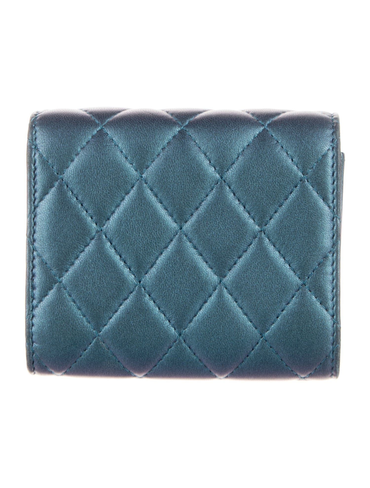 Chanel 2017-2018 Interlocking CC Logo Compact Wallet