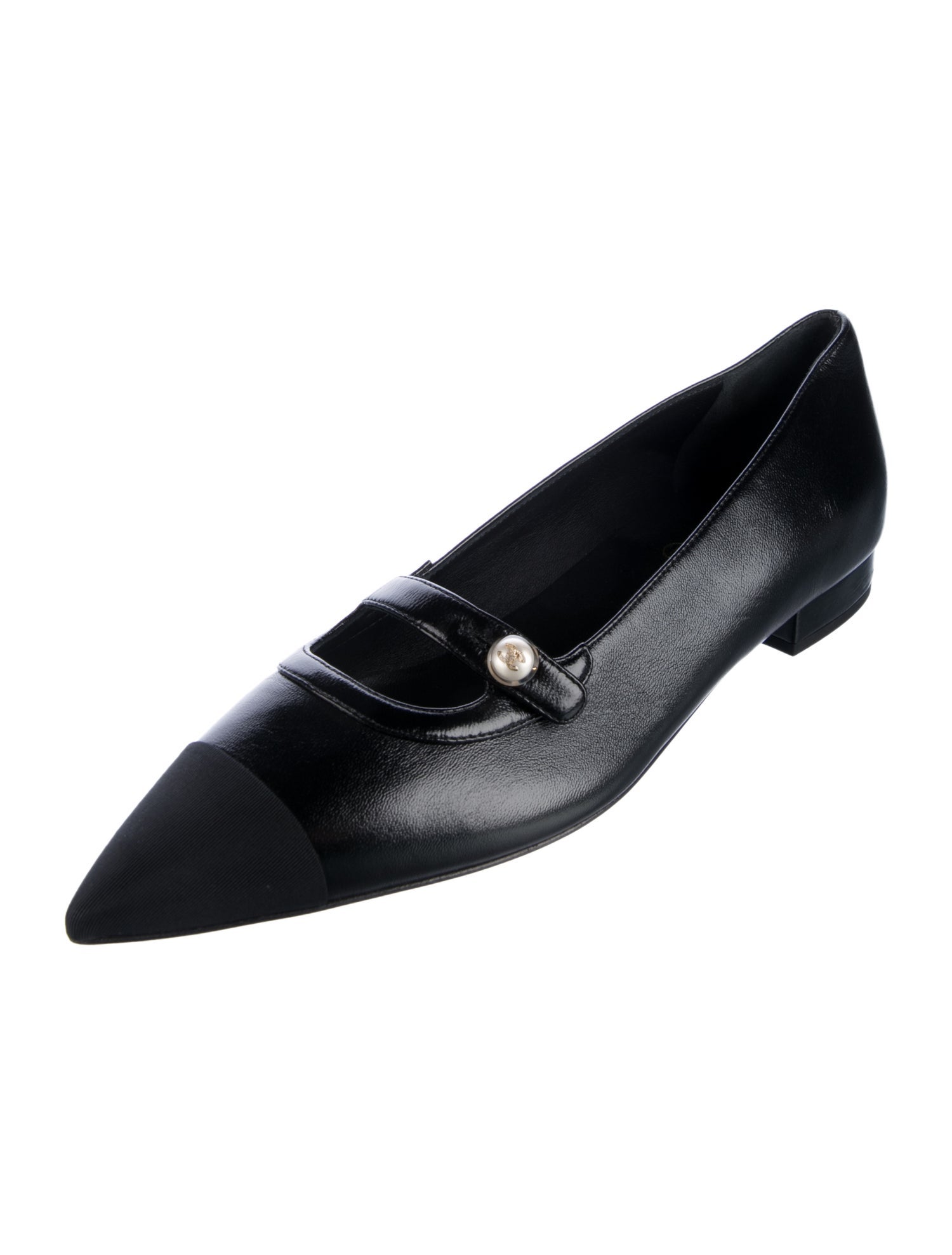 Chanel 2024 Interlocking CC Logo Flats
