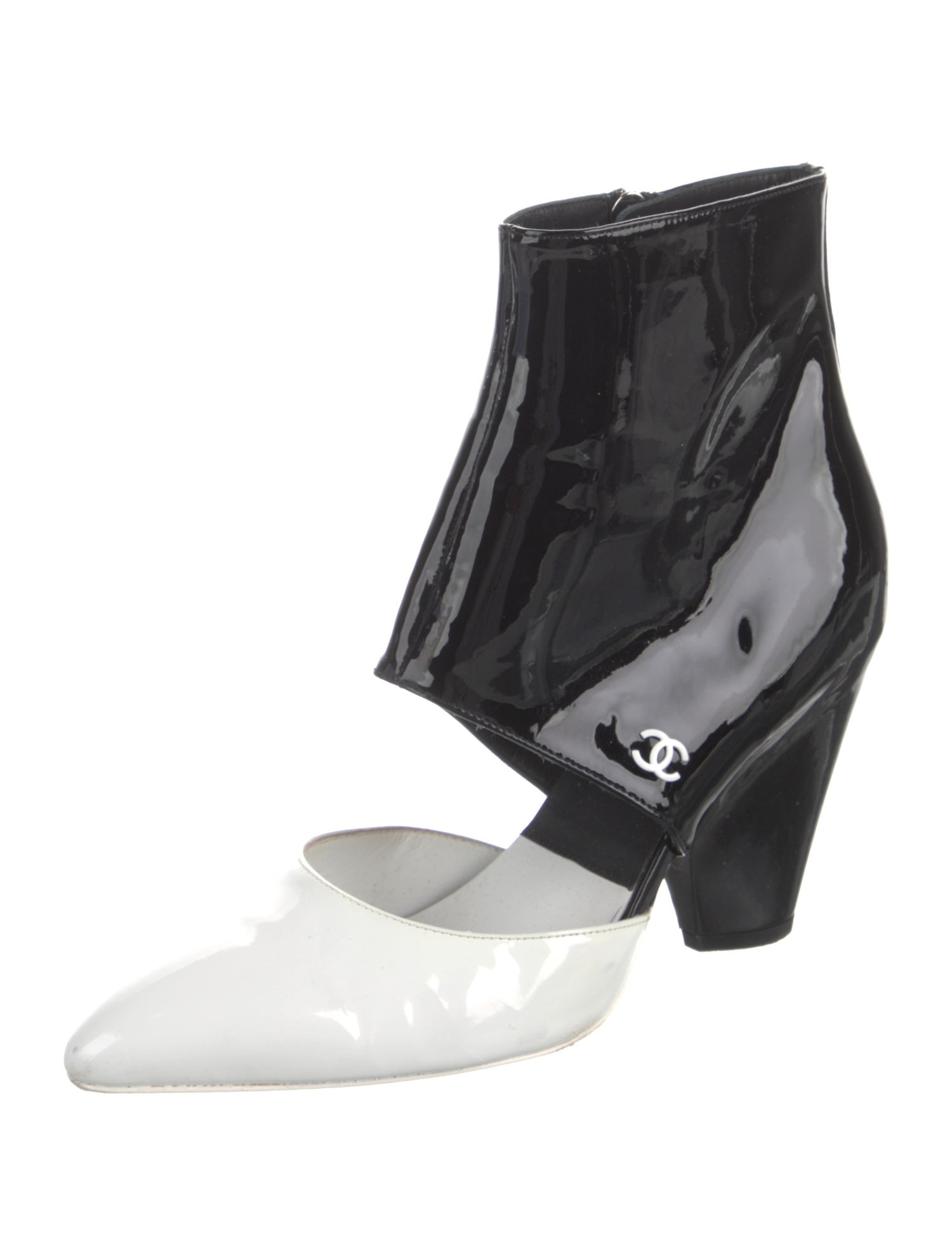 Chanel 2020 Interlocking CC Logo Boots