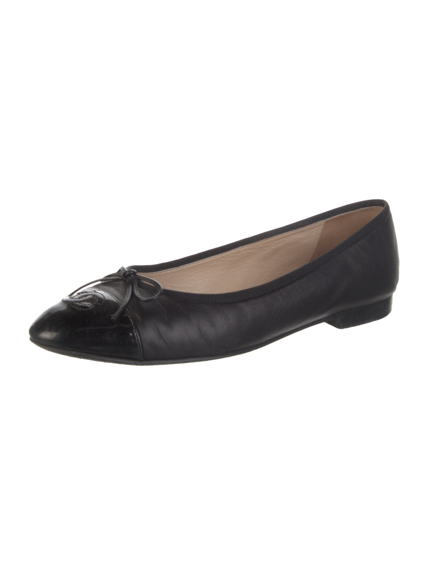 Chanel Interlocking CC Logo Leather Ballet Flats