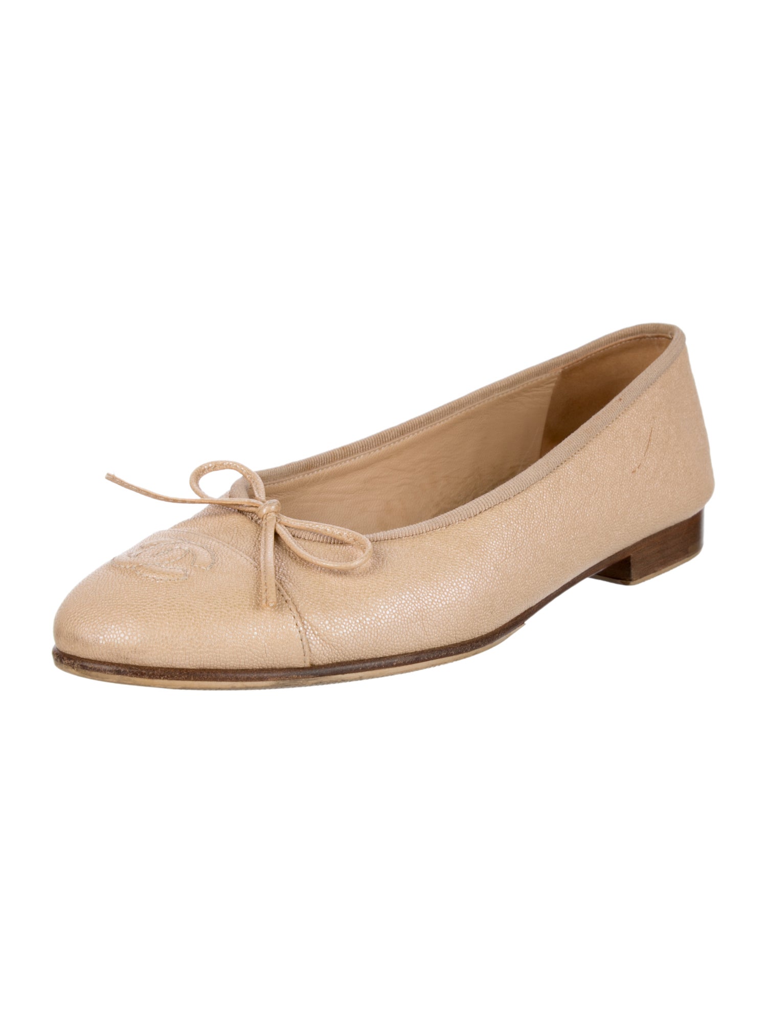 Chanel Interlocking CC Logo Leather Ballet Flats