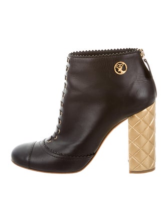 Chanel Leather Interlocking CC Ankle Boots