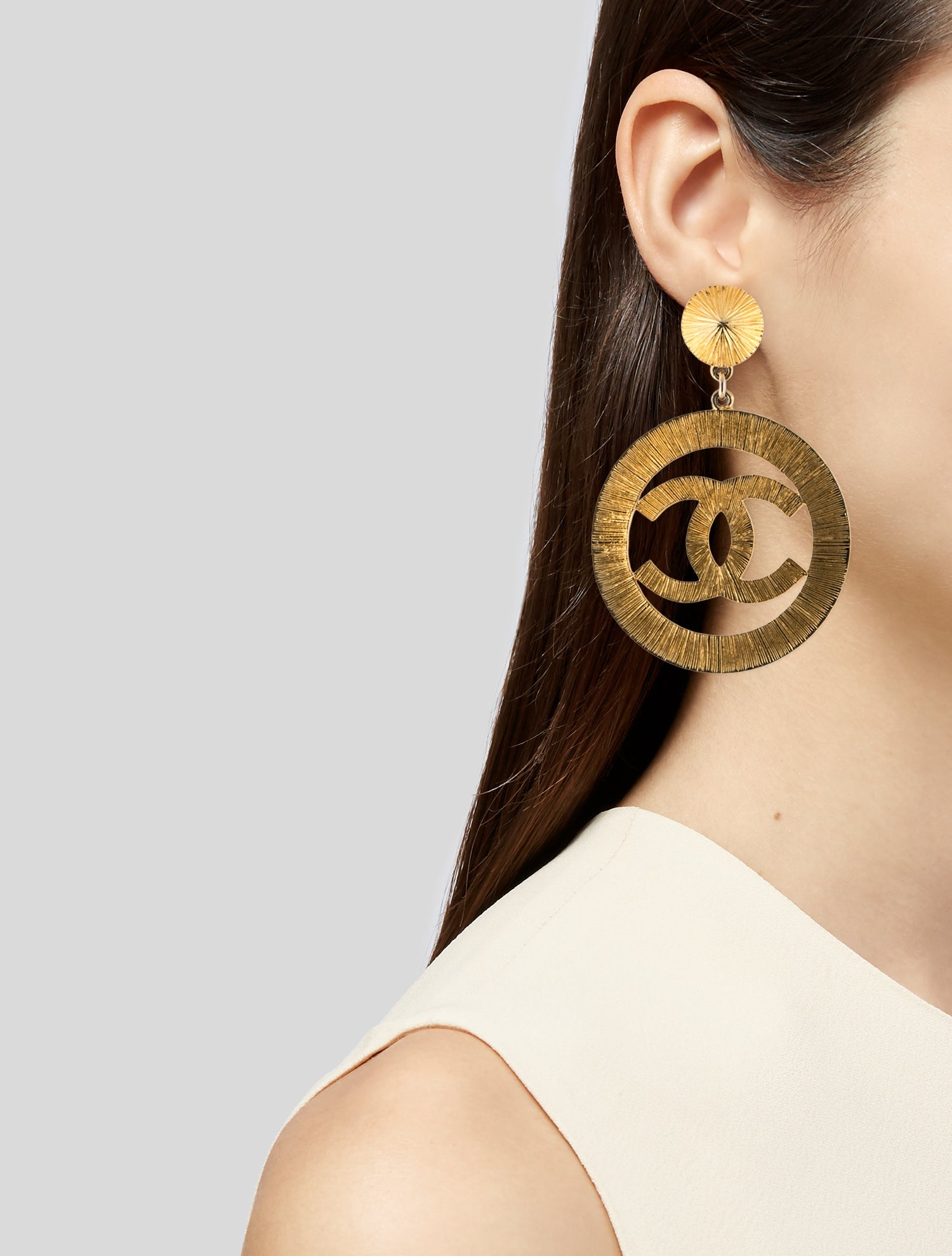 Chanel Vintage CC Drop Clip-On Earrings