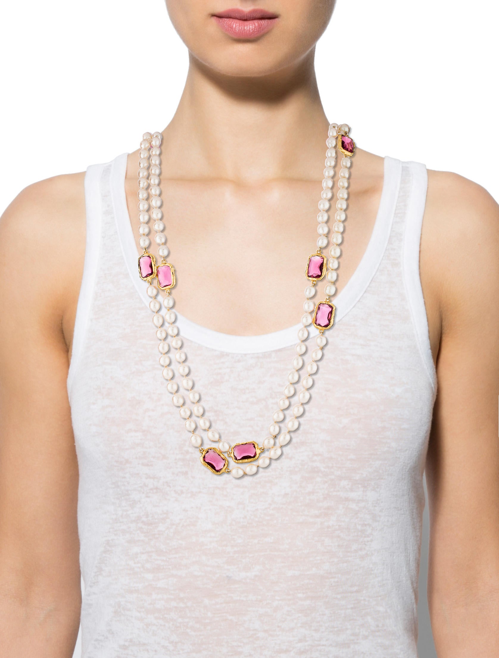 Chanel Vintage 1984 Baroque Pearl Sautoir Necklace Gold, GoldTone