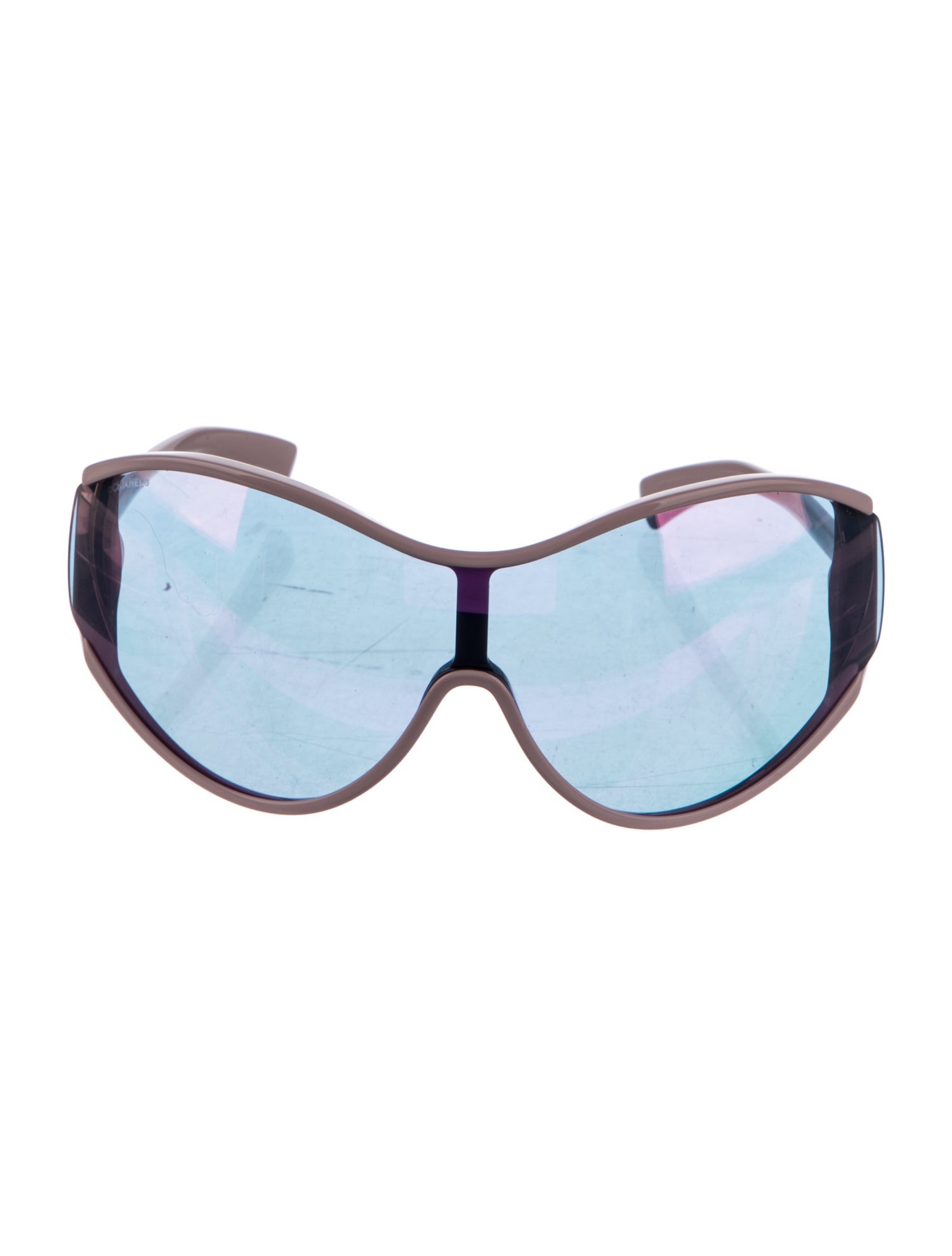 Chanel 2022 Interlocking CC Logo Sunglasses