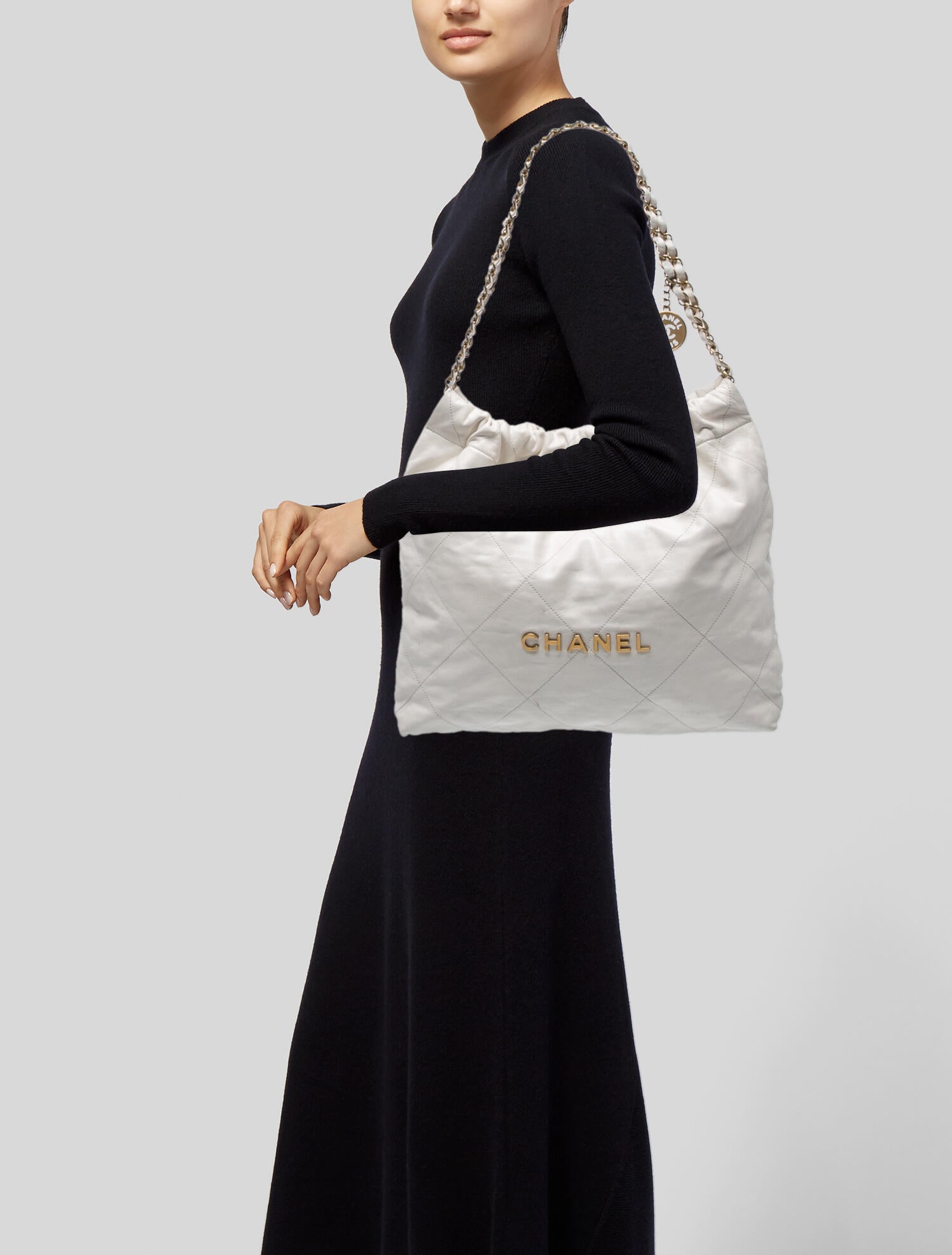 Chanel 22 Hobo