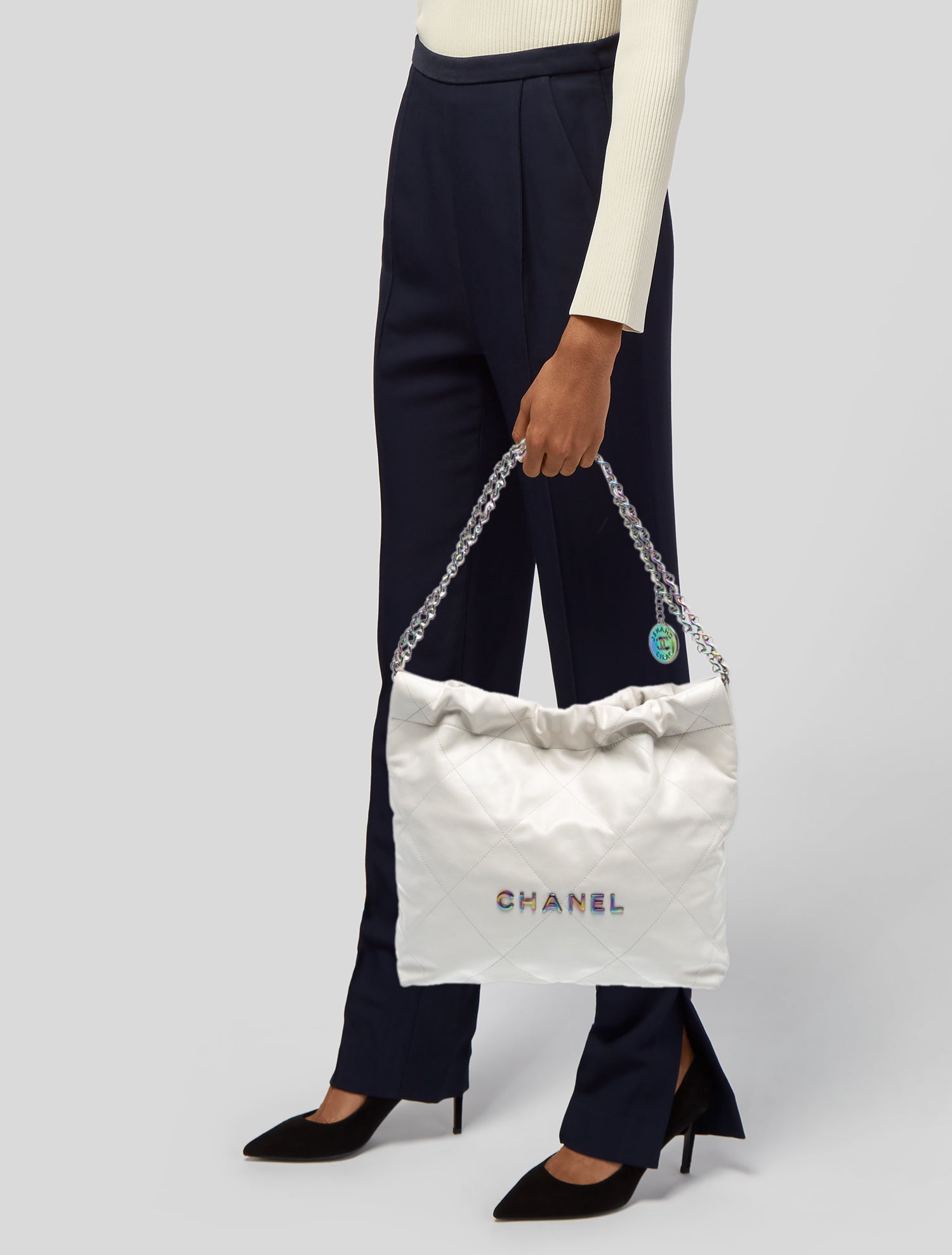 Chanel 2024 Quilted Small 22 Hobo w/ Pouch